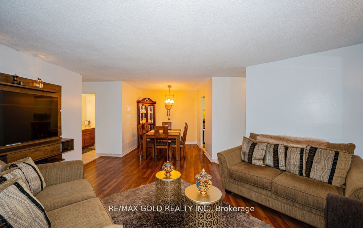 330 Dixon Road 2107 Property Photo 15