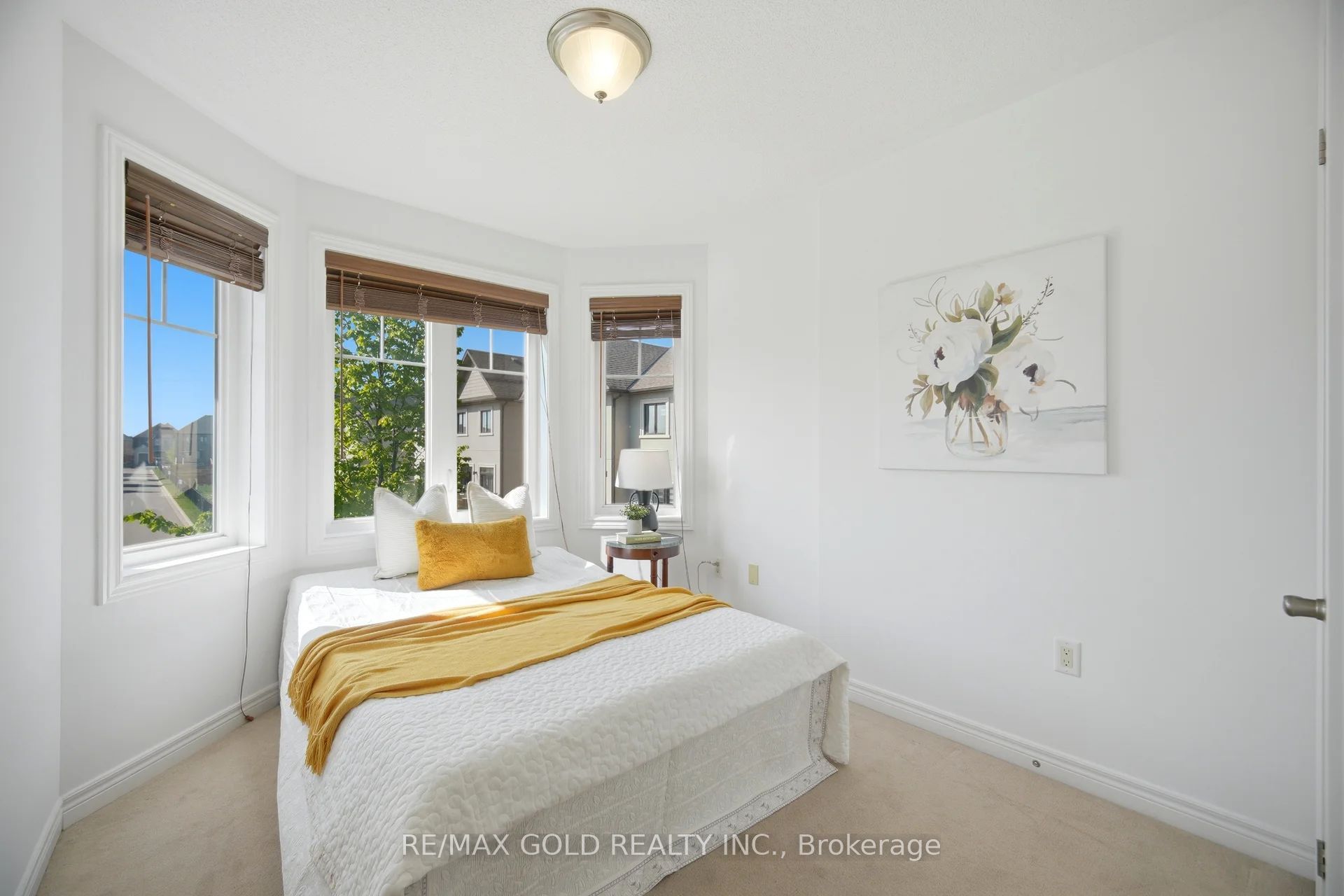29 Aspenview Avenue Property Photo 28
