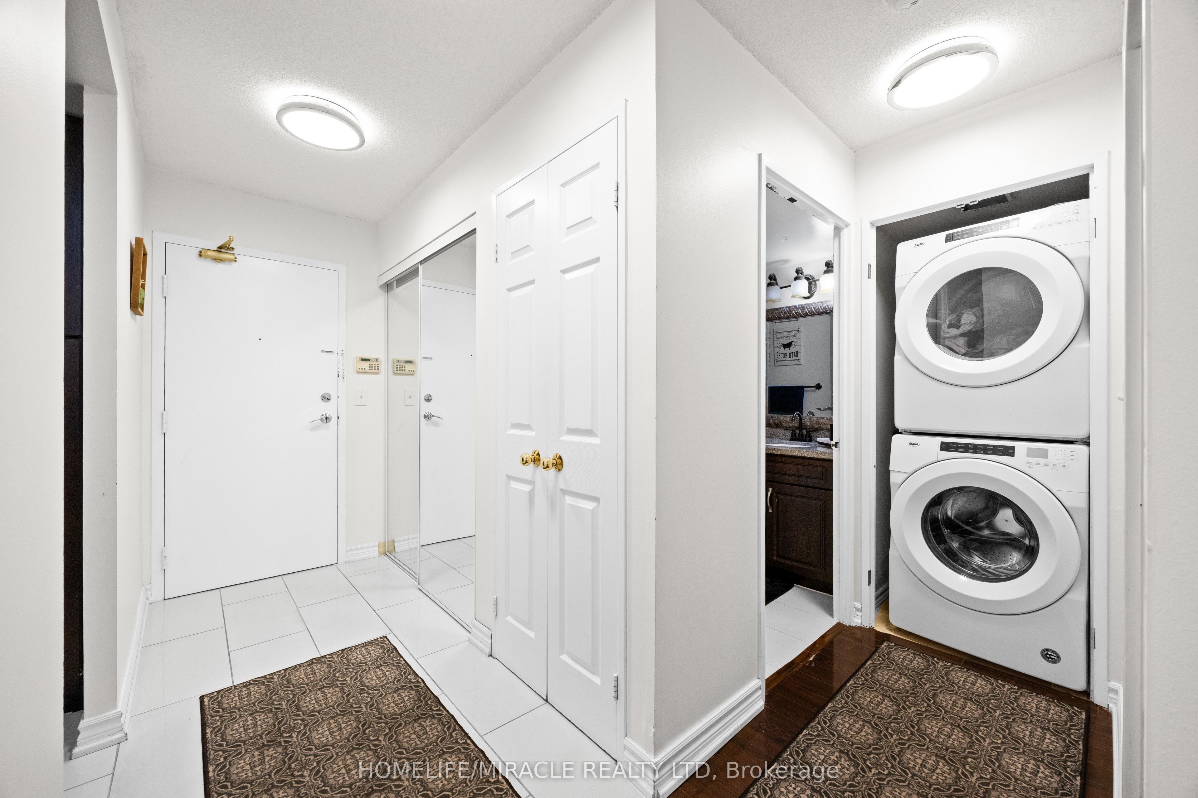 325 Webb Drive 406 Property Photo 5