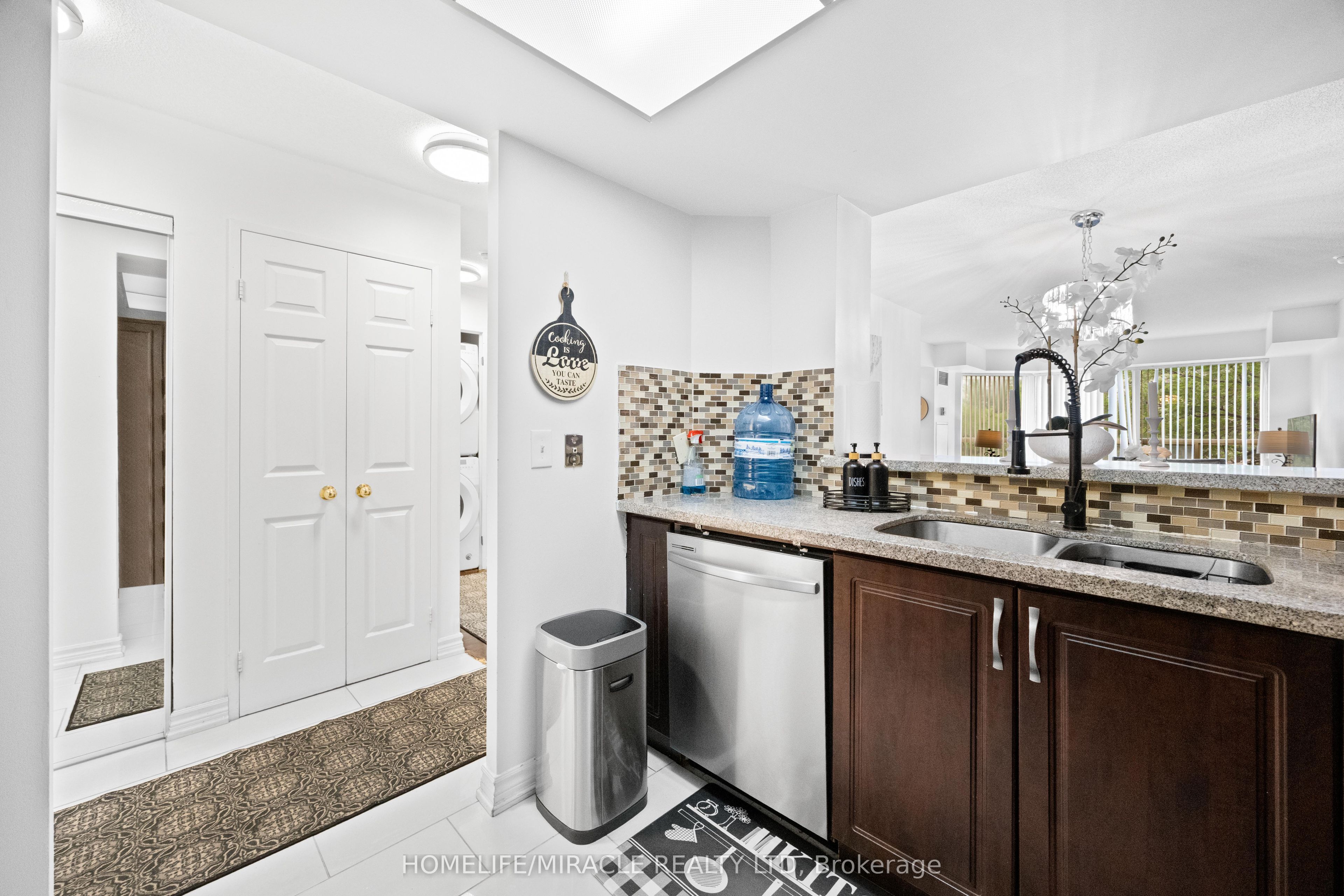 325 Webb Drive 406 Property Photo 10