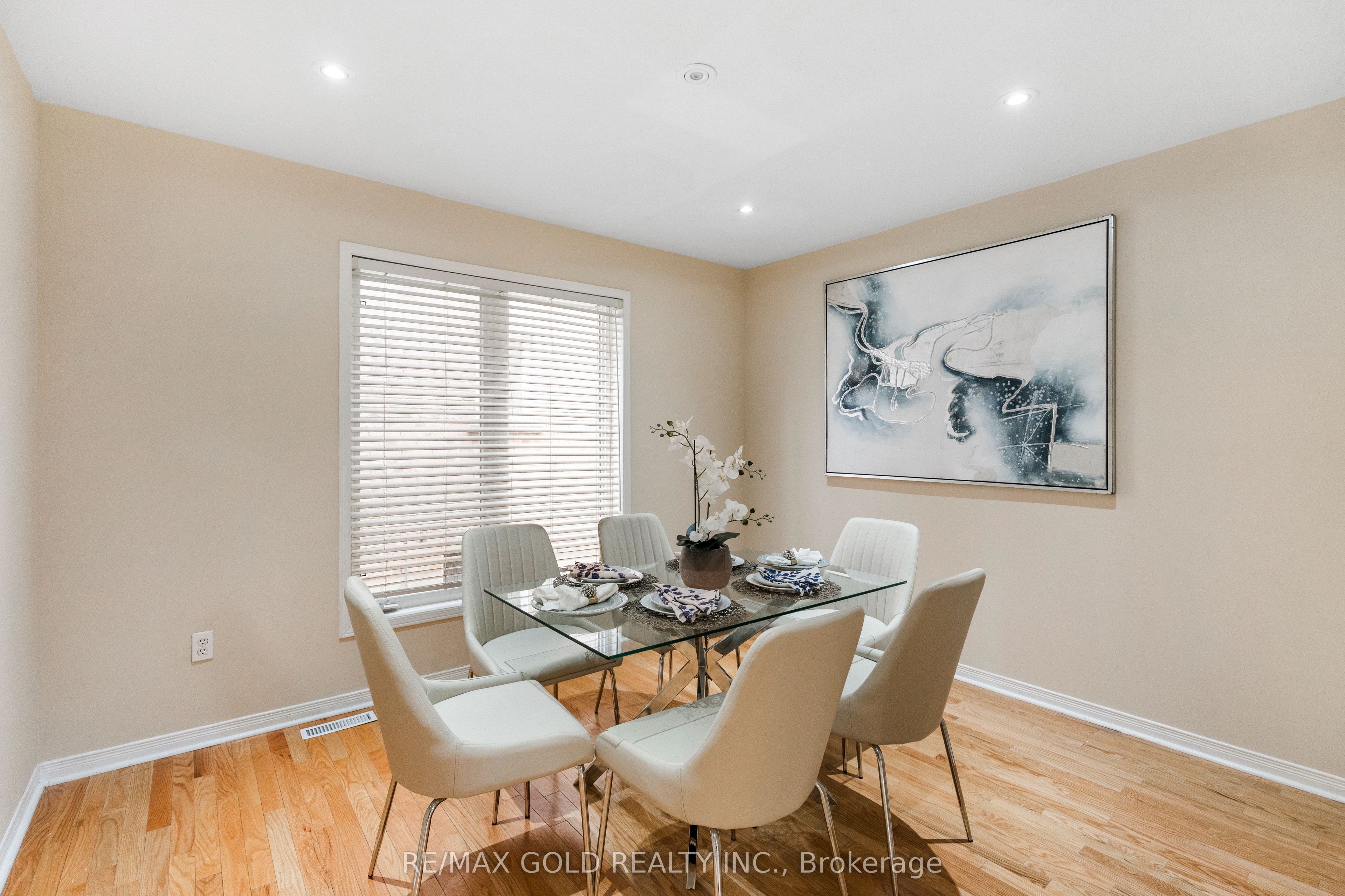54 Sugarberry Drive Property Photo 7