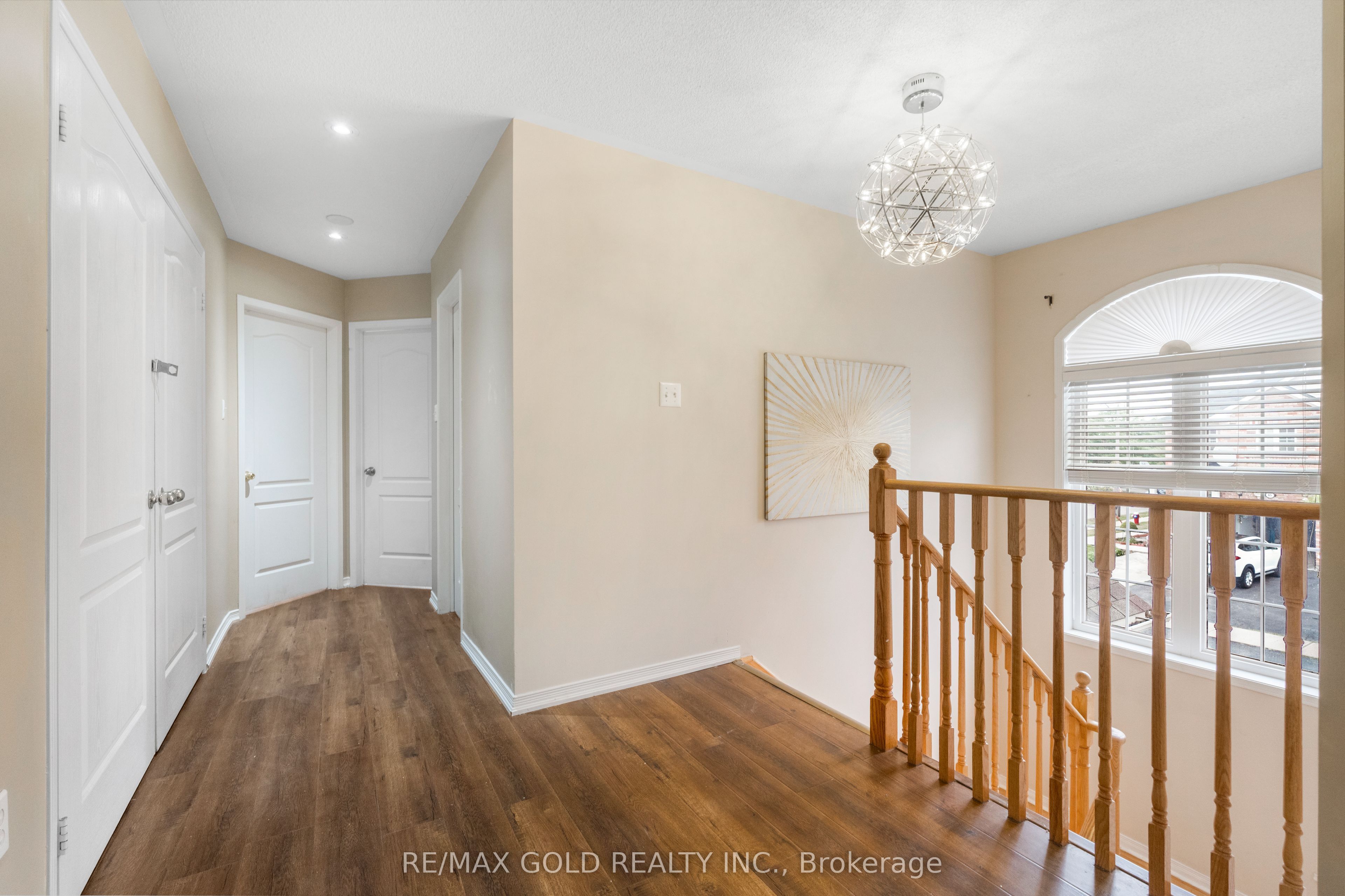 54 Sugarberry Drive Property Photo 13