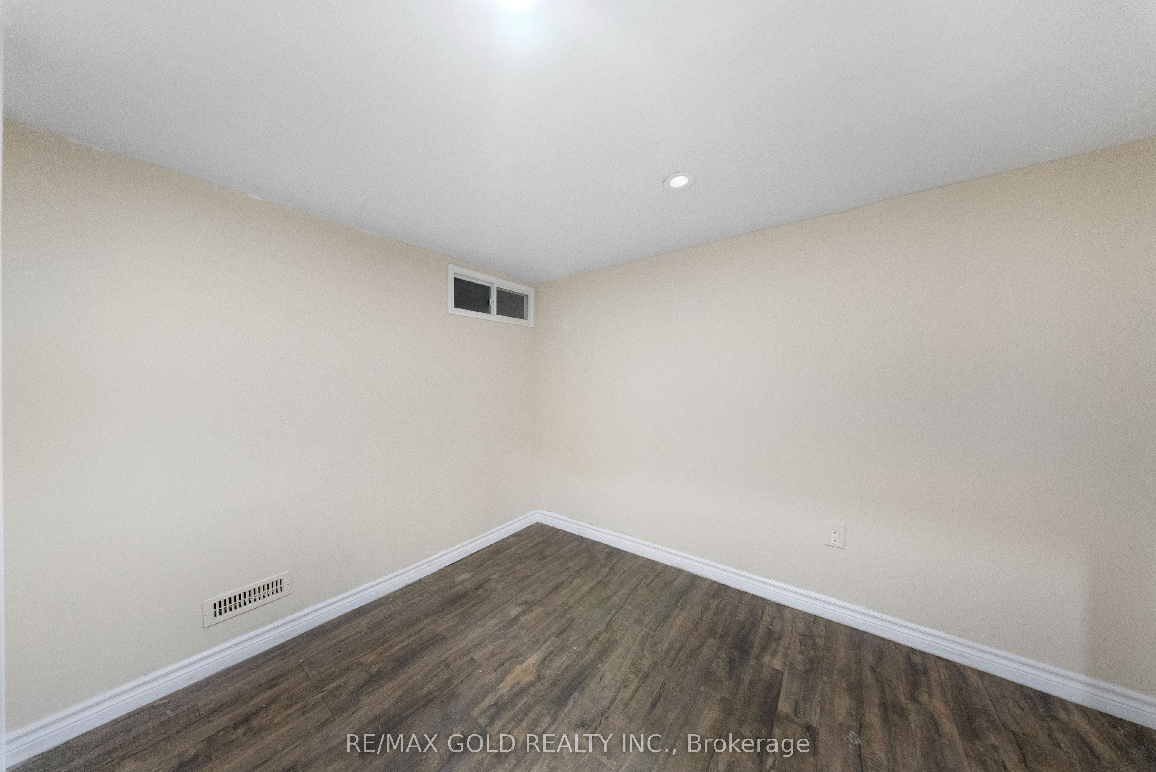 54 Sugarberry Drive Property Photo 34