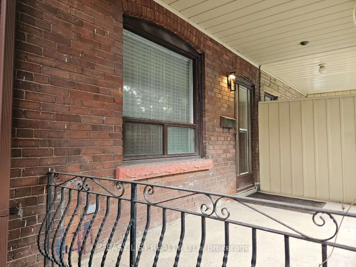 449 Pacific Avenue Property Photo 4