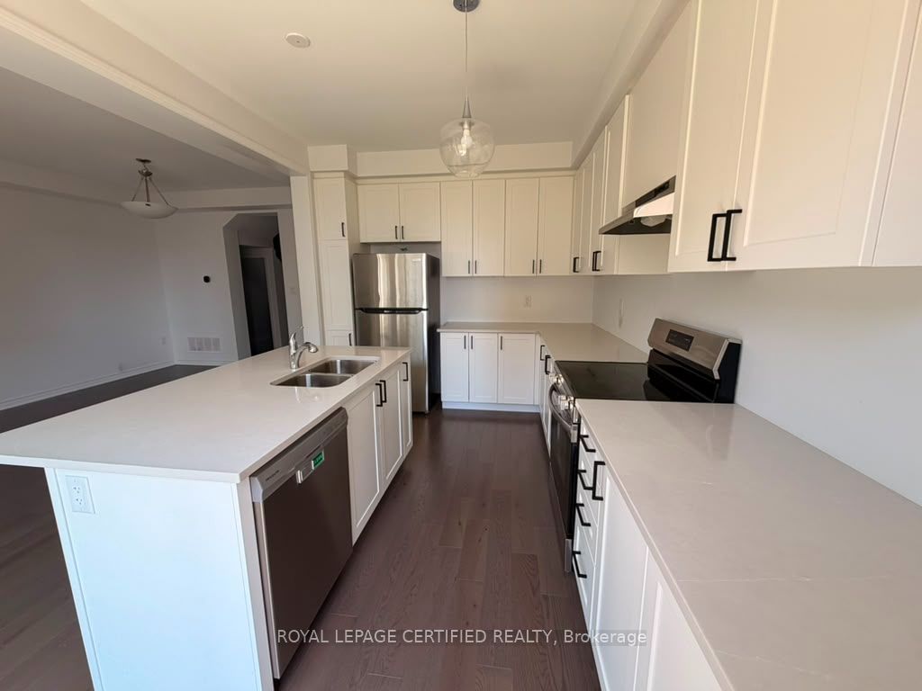 1514 Moira Crescent Property Photo 7