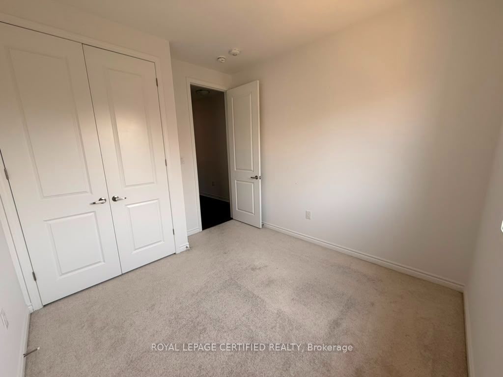 1514 Moira Crescent Property Photo 13