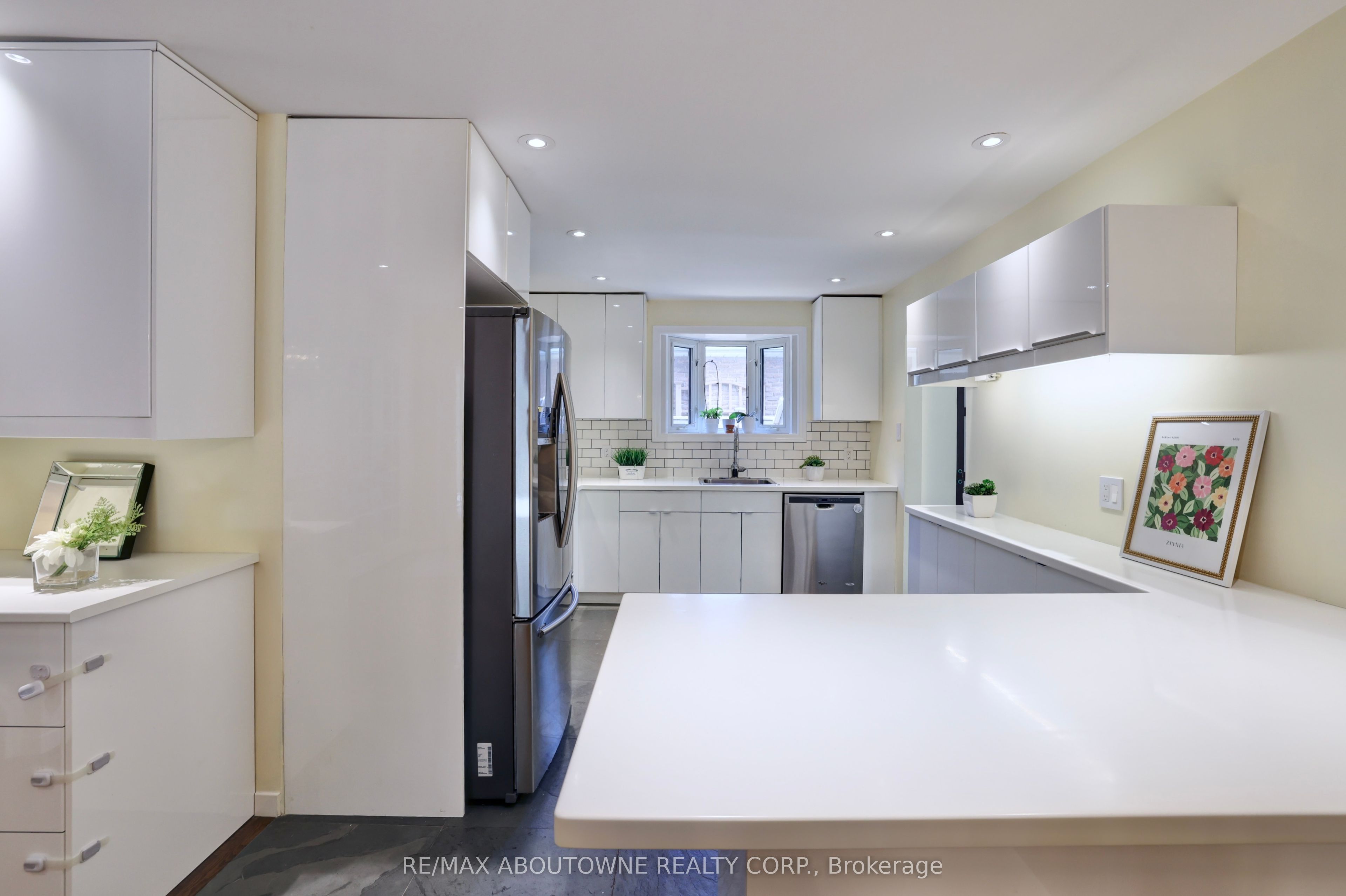 497 Anthony Drive Property Photo 10