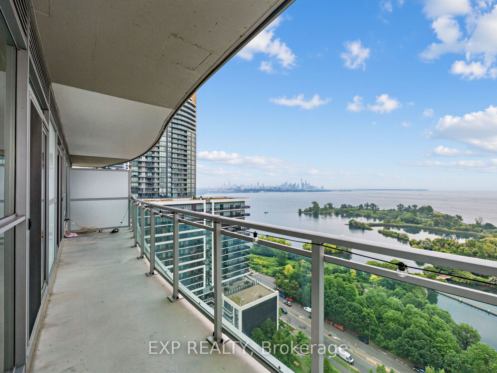 33 Shore Breeze Drive 1910 Property Photo 6