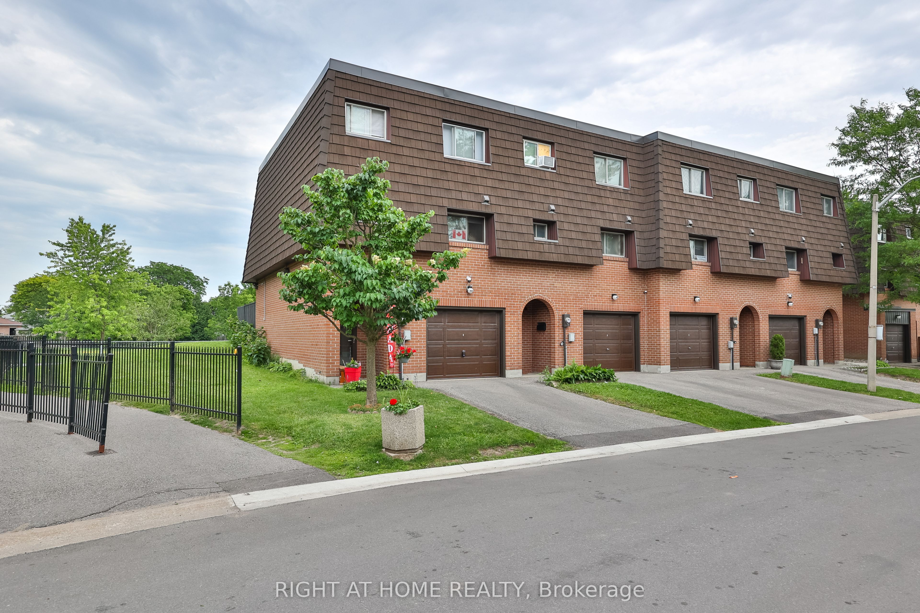 100 Darras Court 74 Property Photo 1