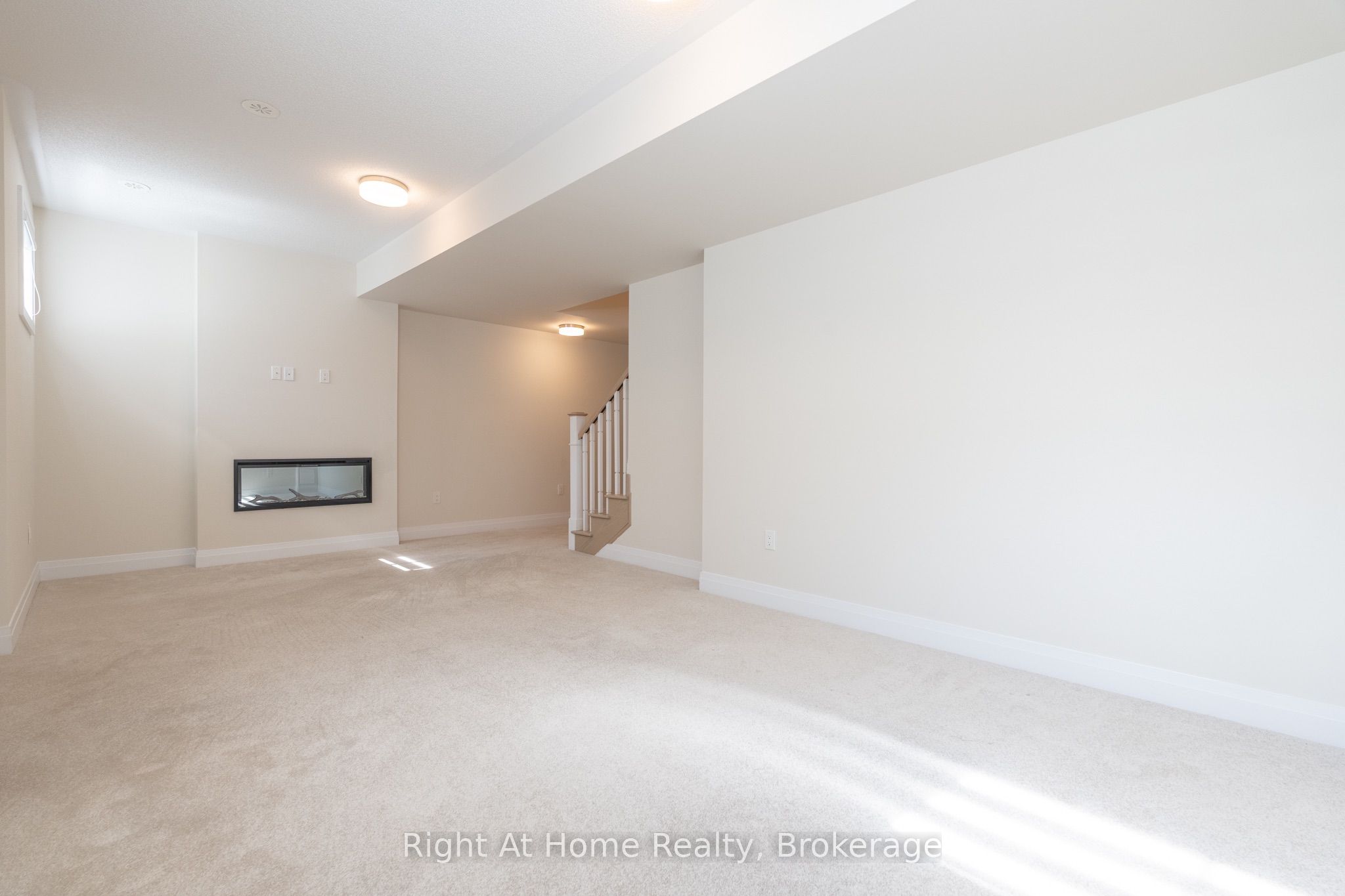 80 Settlers Road E Property Photo 43
