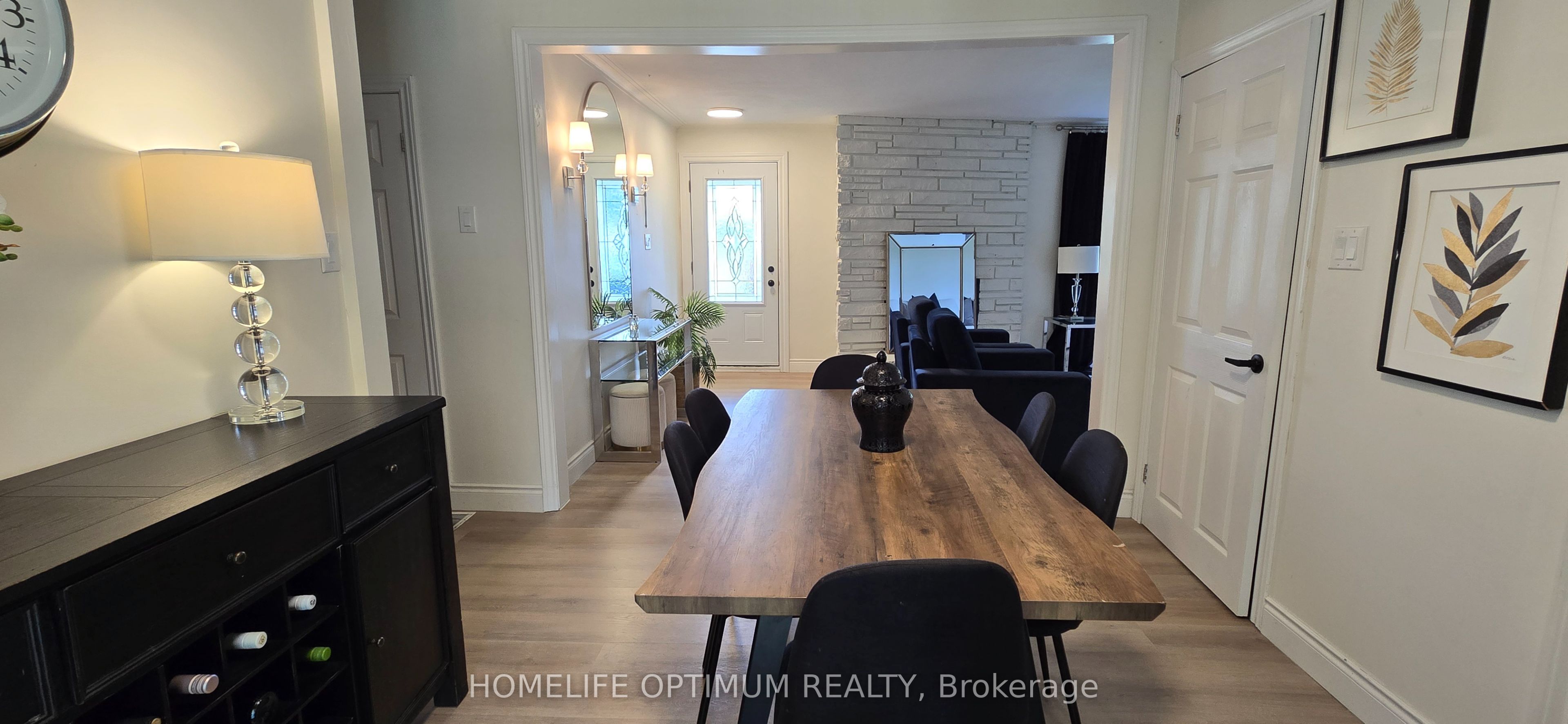 400 Maple Avenue Property Photo 7