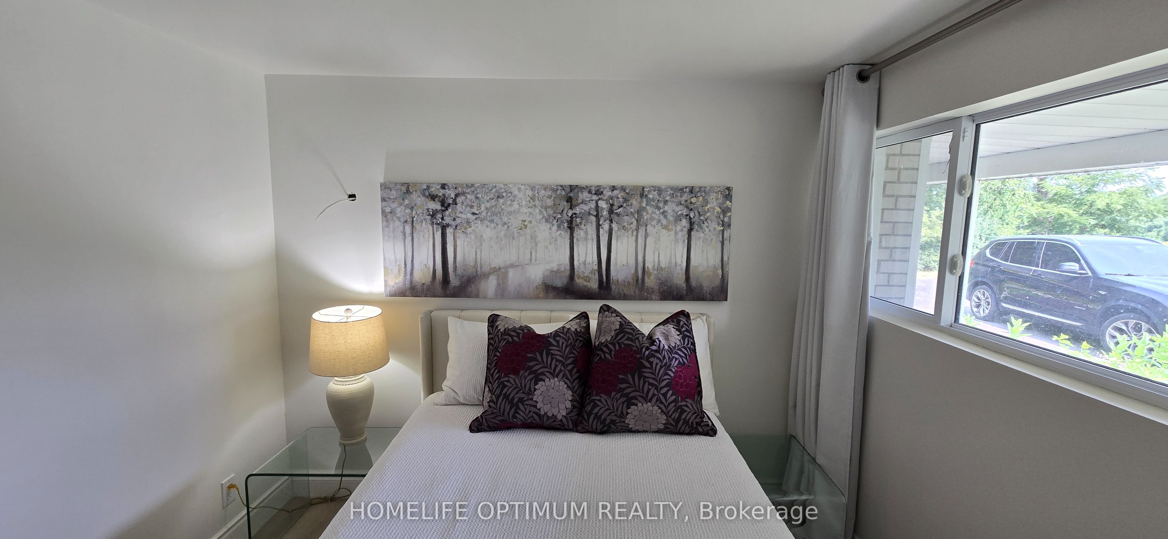 400 Maple Avenue Property Photo 15