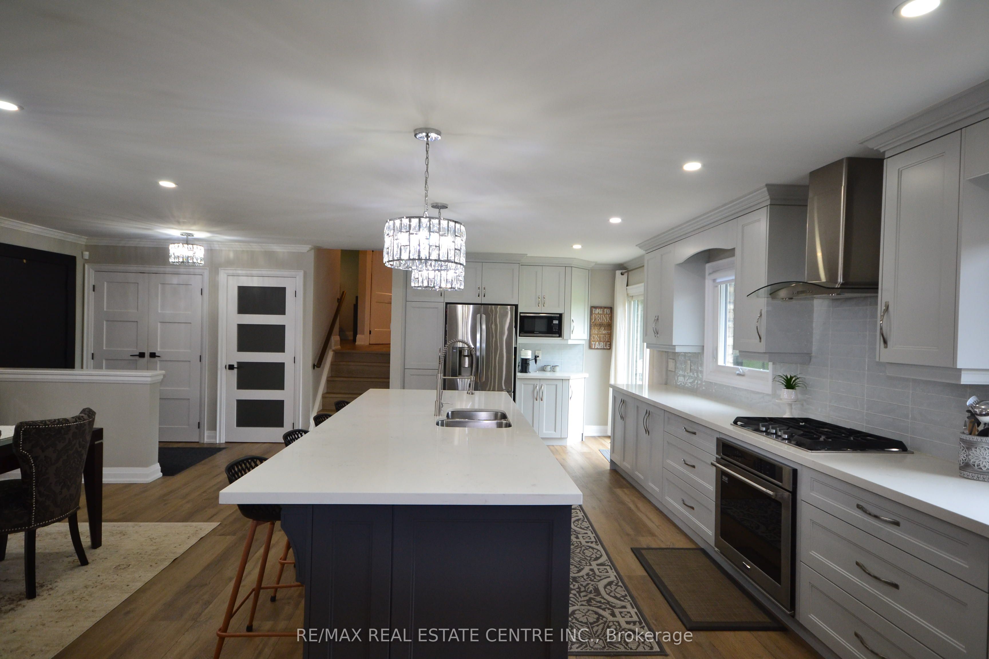 8 Kevinwood Drive Property Photo 6