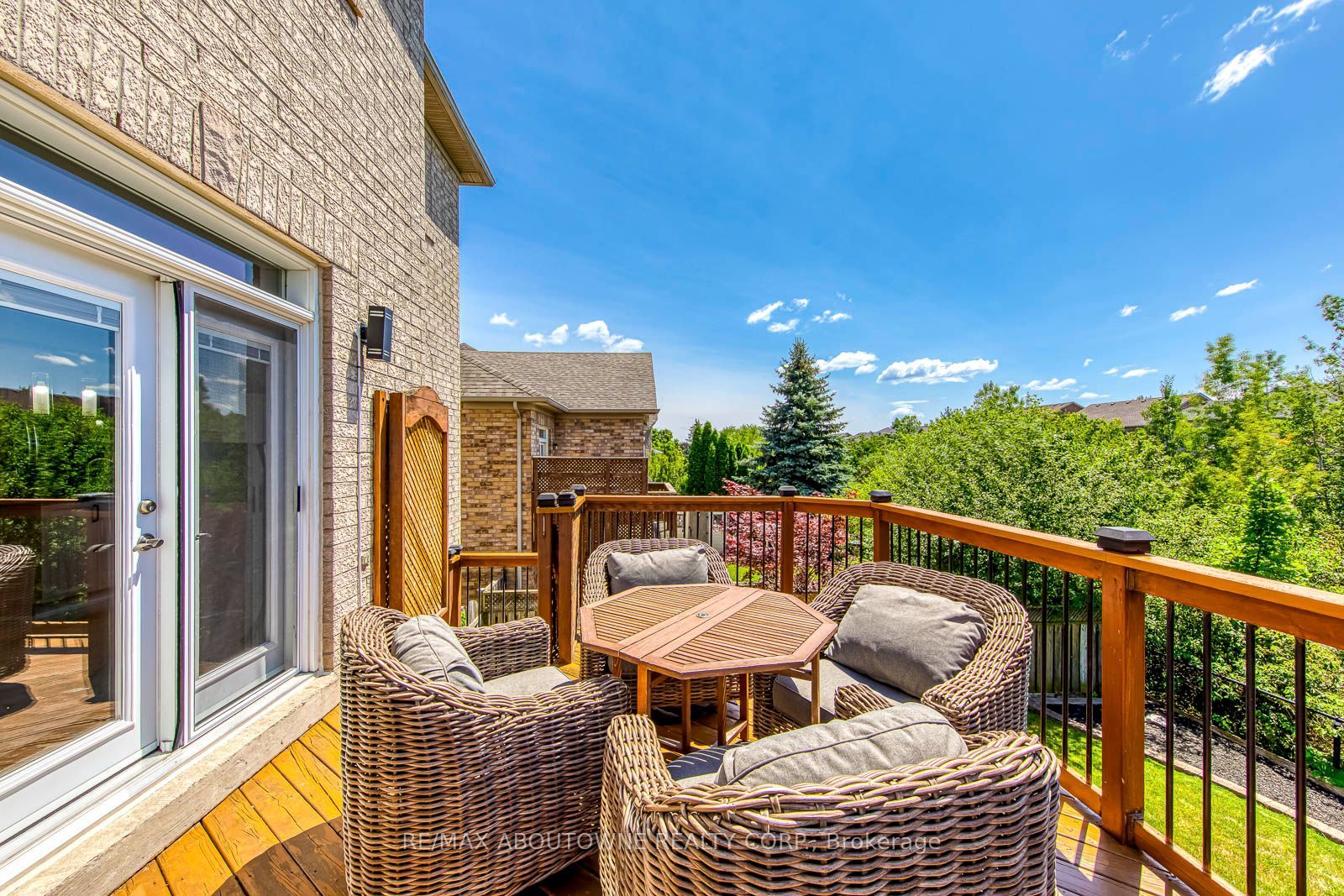 2380 Woodcrest Drive Property Photo 48