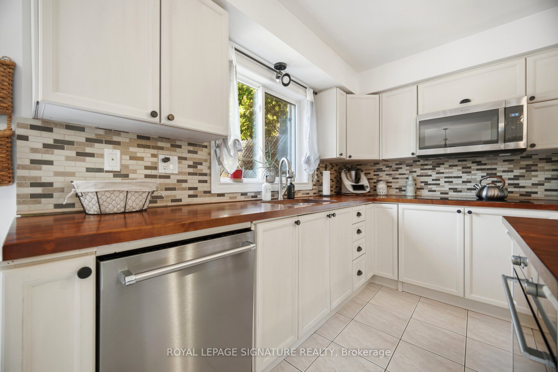 5390 Mcfarren Boulevard Property Photo 16