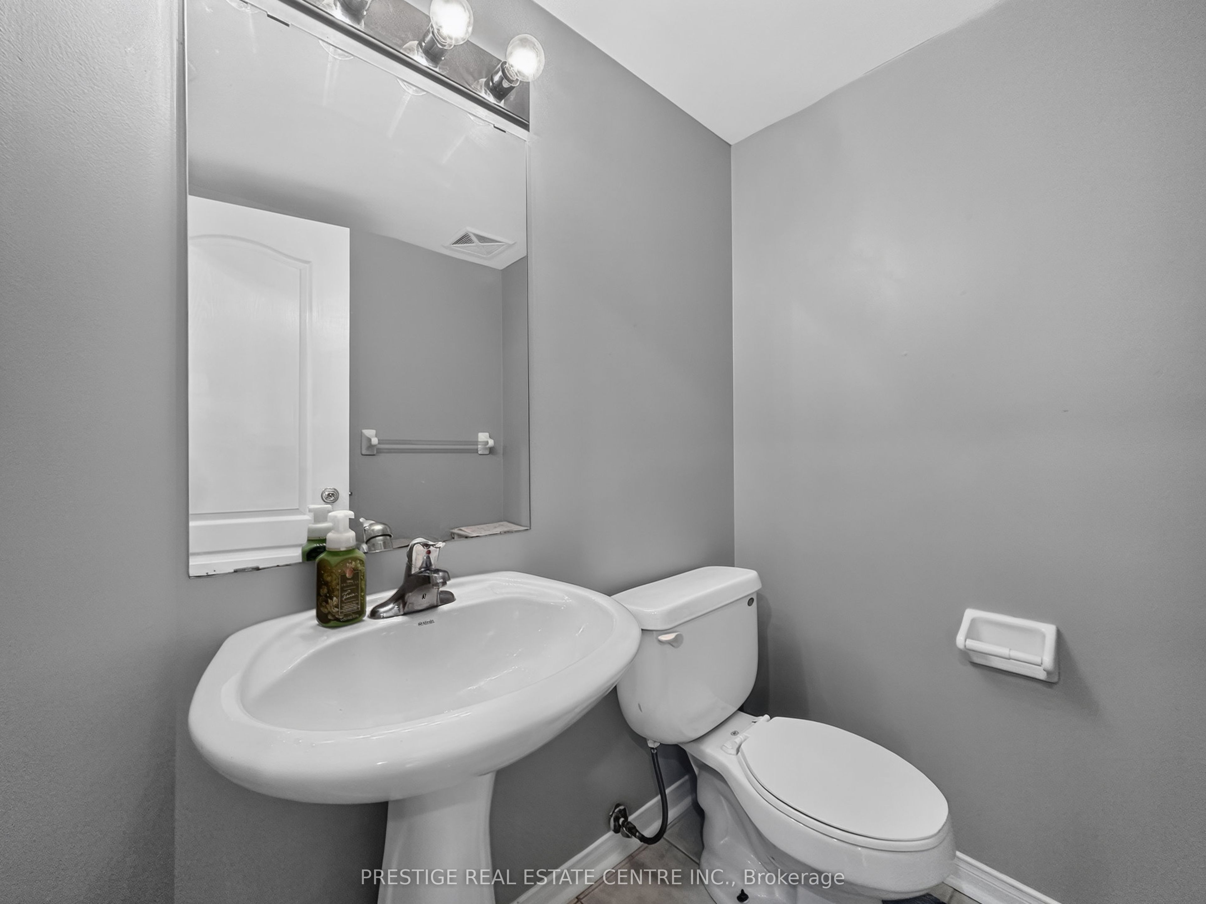 5050 Intrepid Drive 31 Property Photo 12