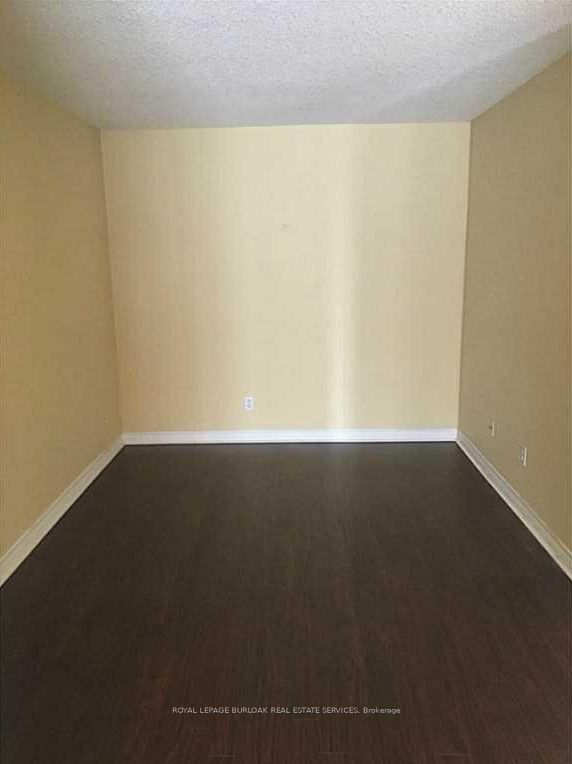 1276 Maple Crossing Boulevard 809 Property Photo 6