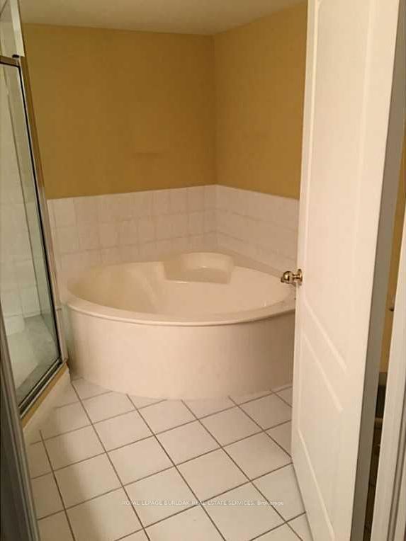 1276 Maple Crossing Boulevard 809 Property Photo 13