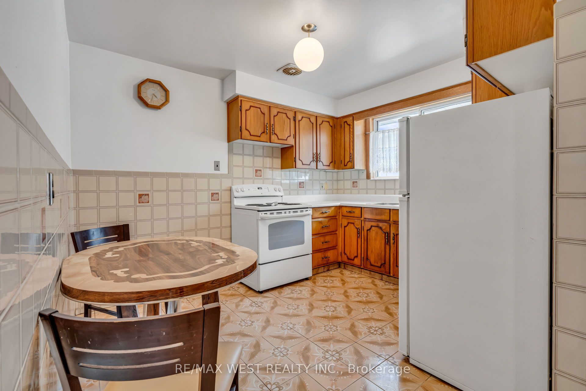 90 Tavistock Road Property Photo 17