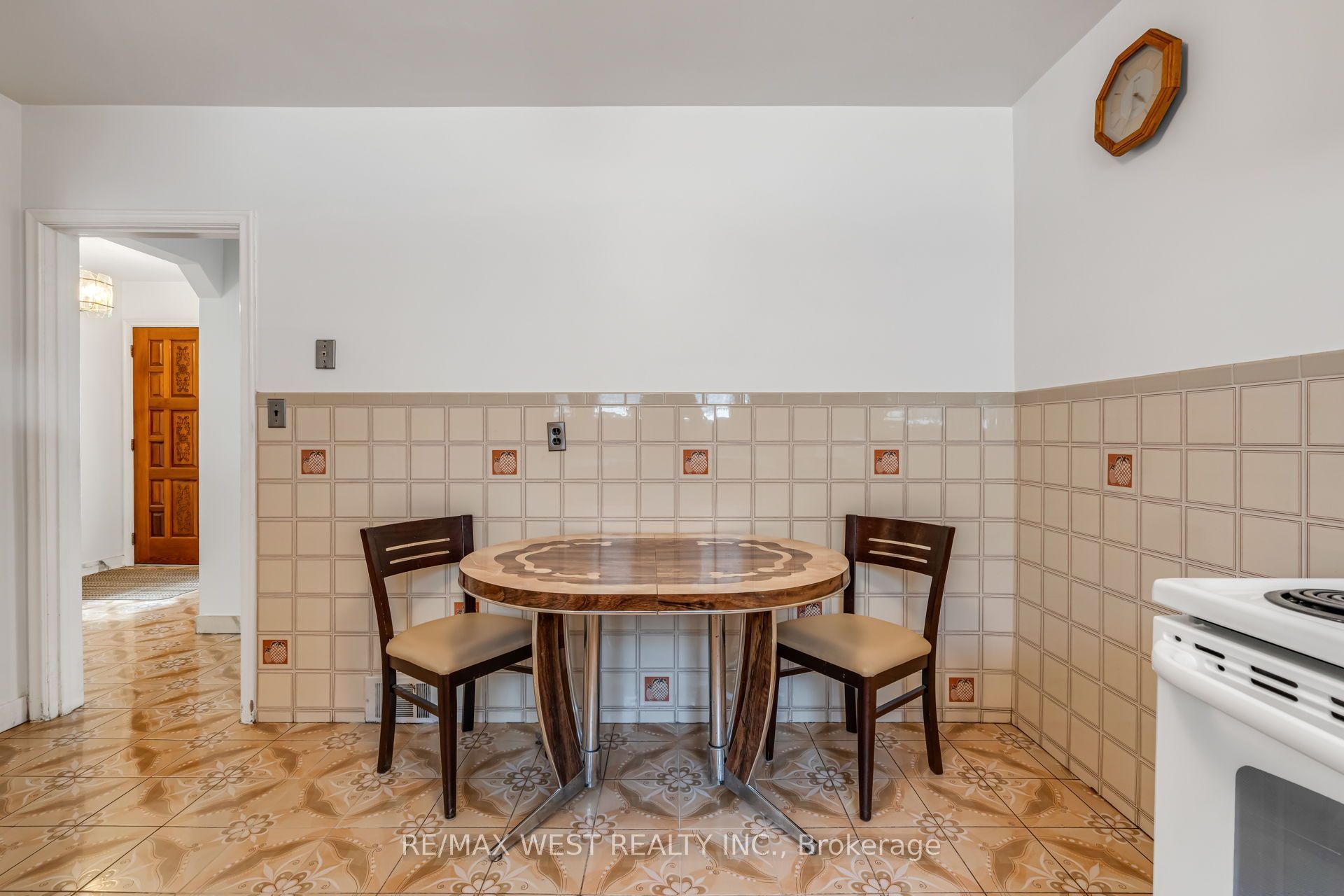 90 Tavistock Road Property Photo 19