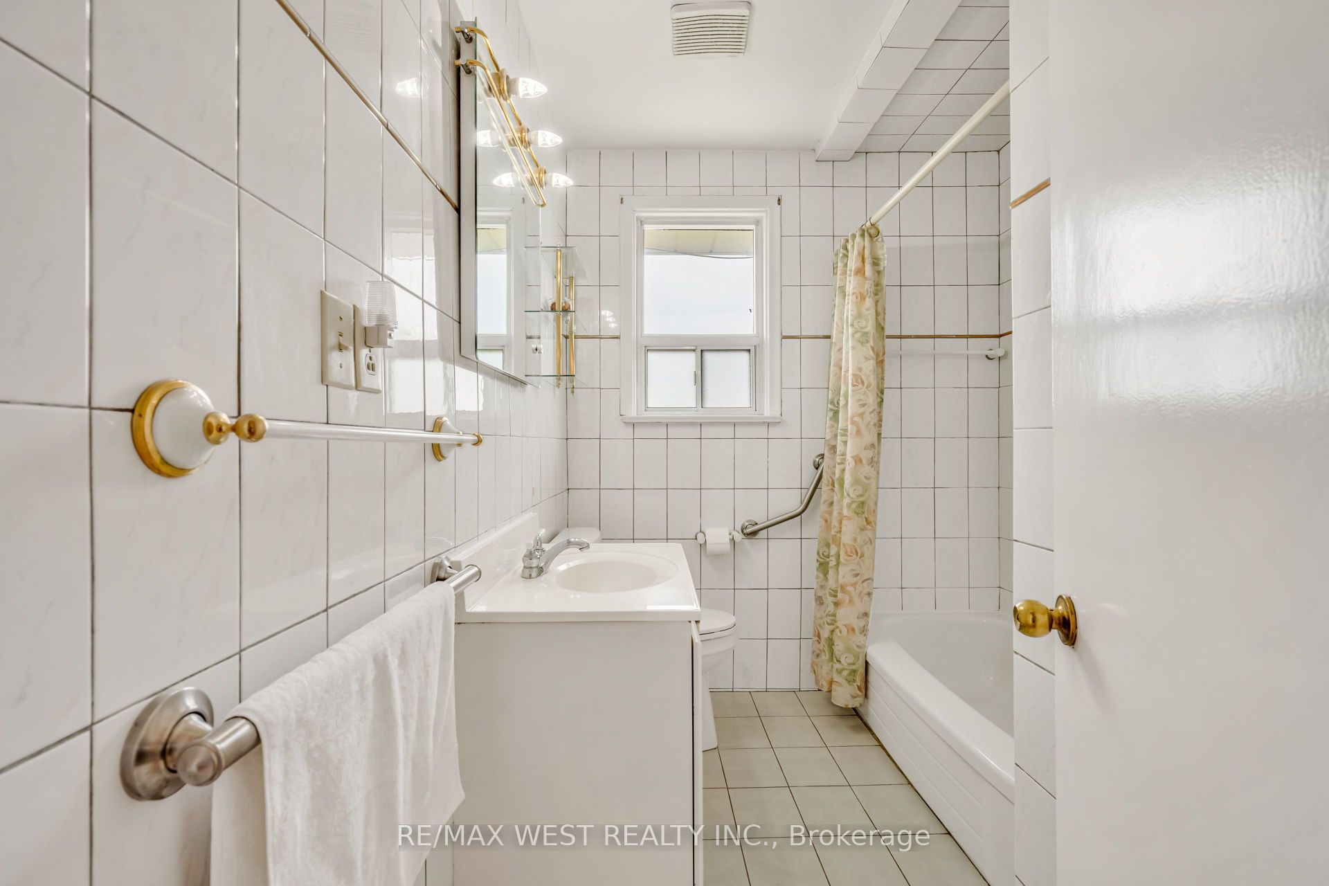 90 Tavistock Road Property Photo 29