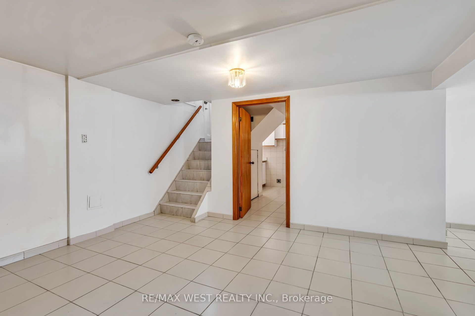 90 Tavistock Road Property Photo 31