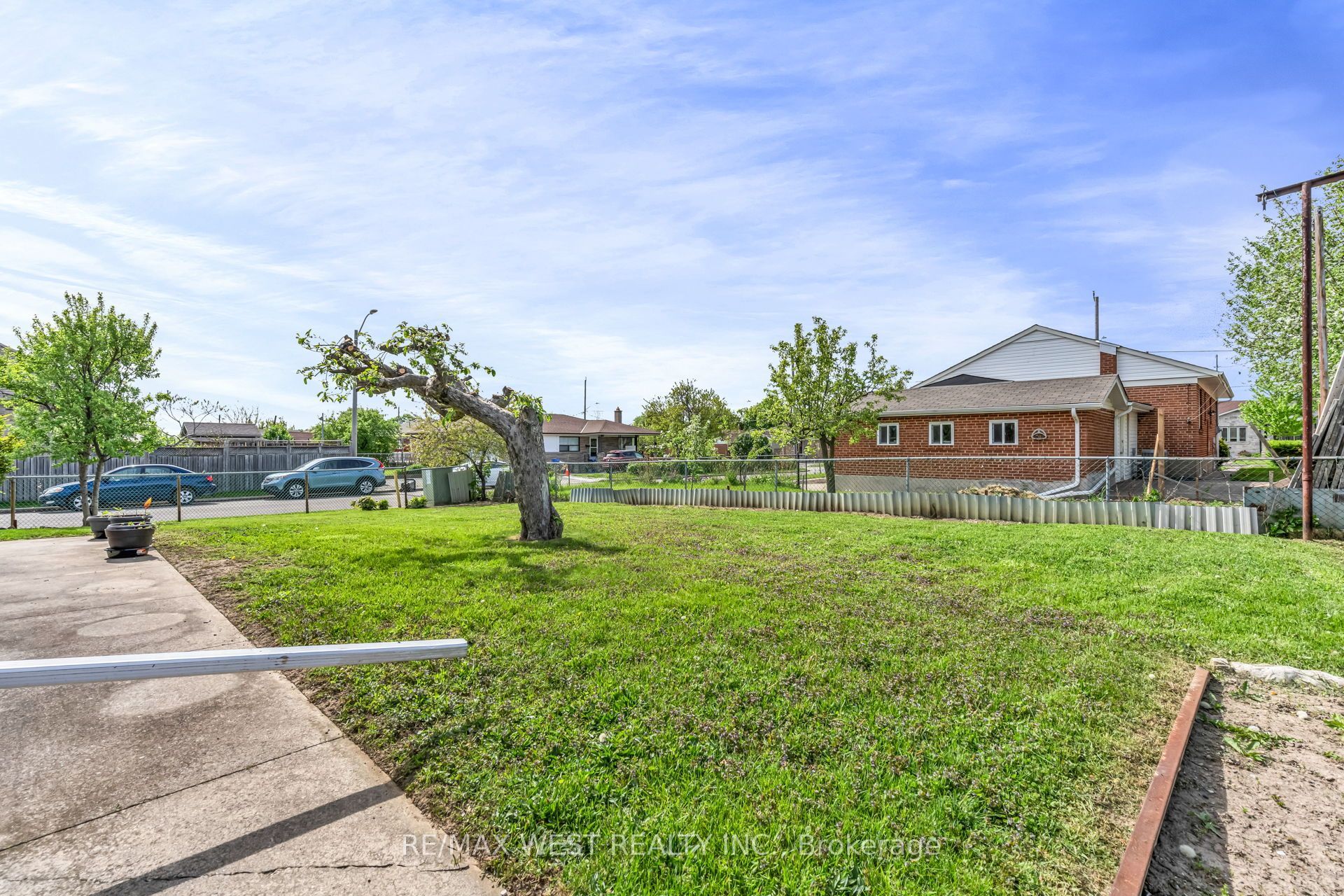 90 Tavistock Road Property Photo 45