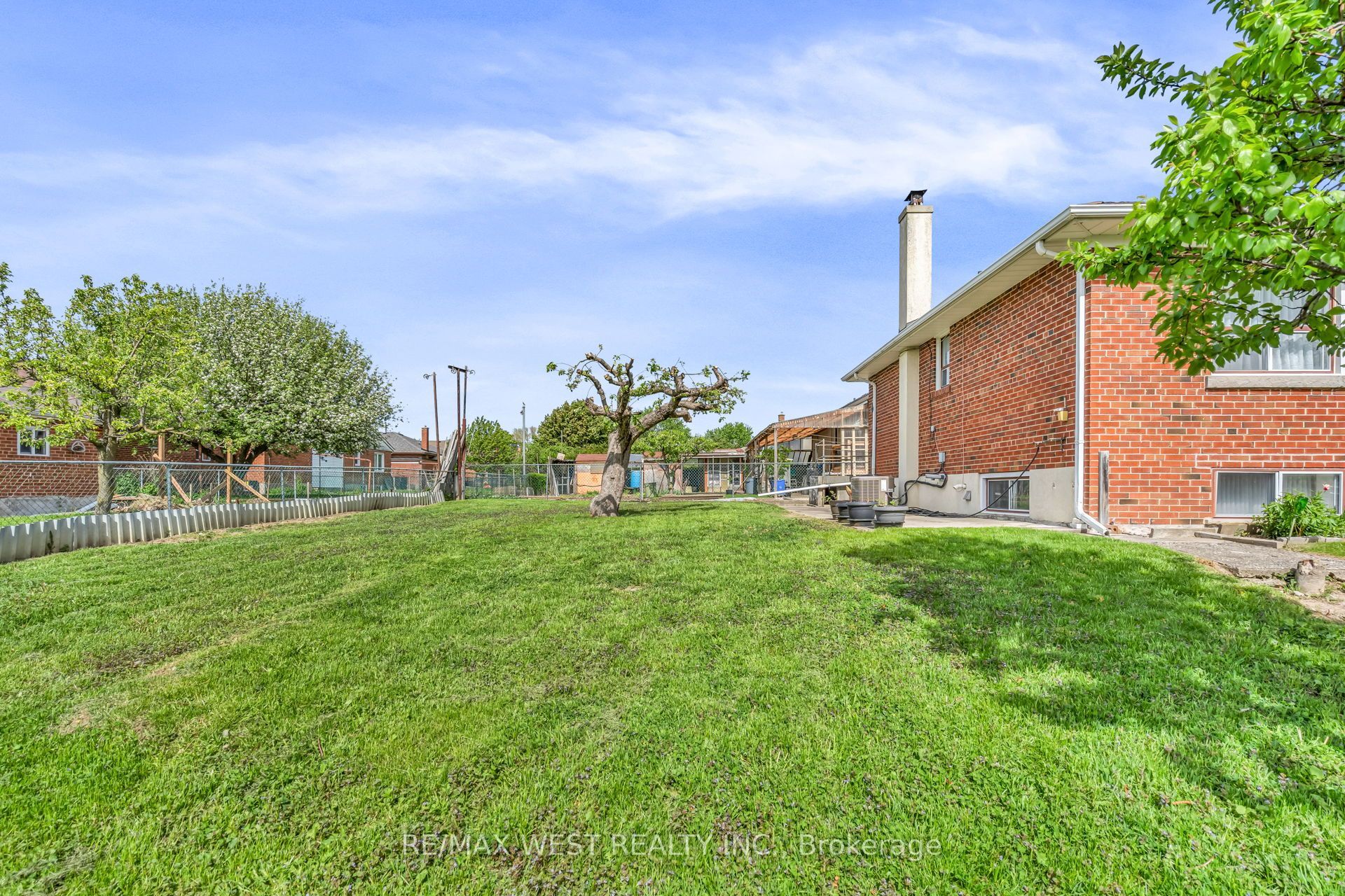 90 Tavistock Road Property Photo 49