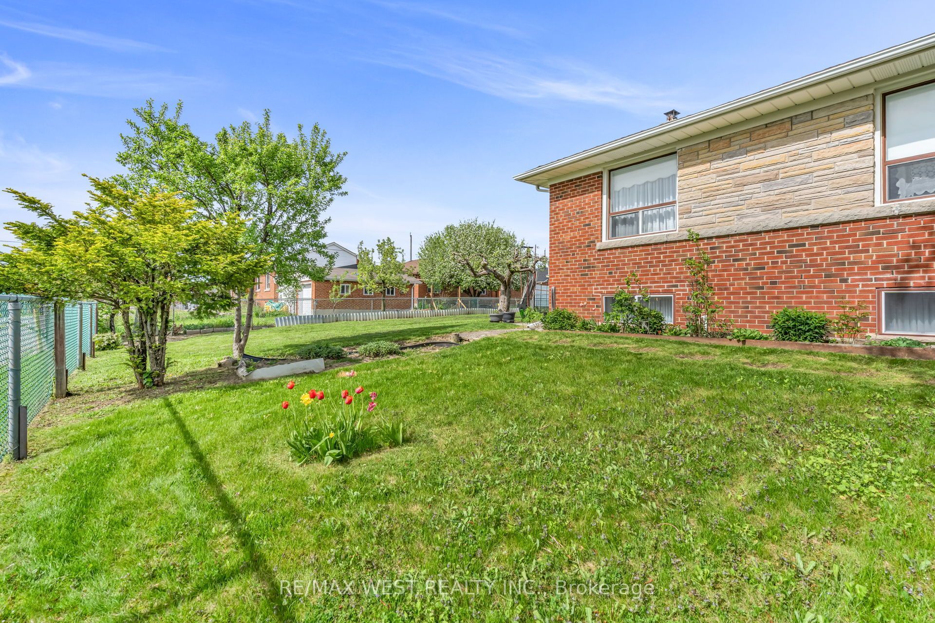 90 Tavistock Road Property Photo 50