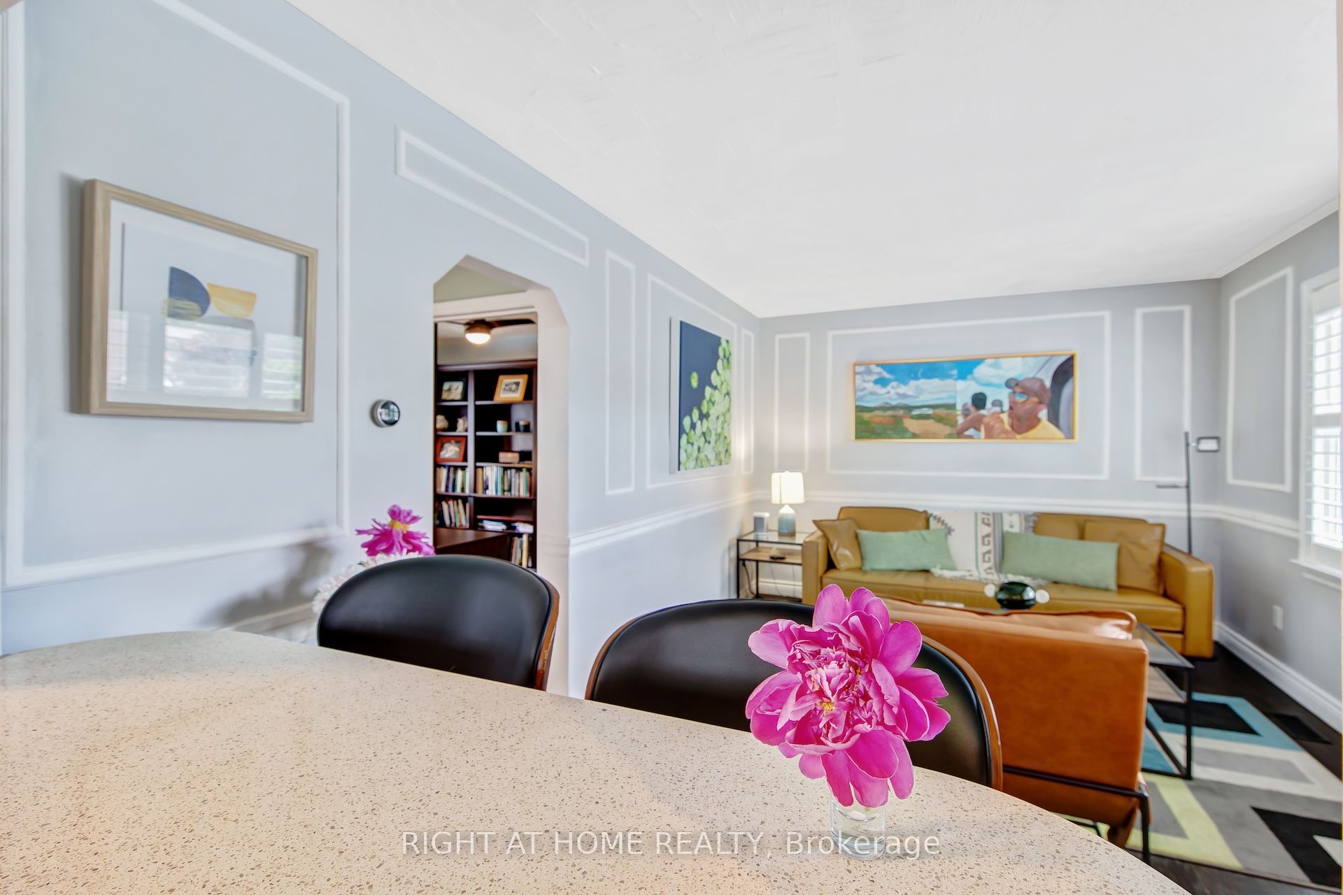 74 Mccaul Street Property Photo 10