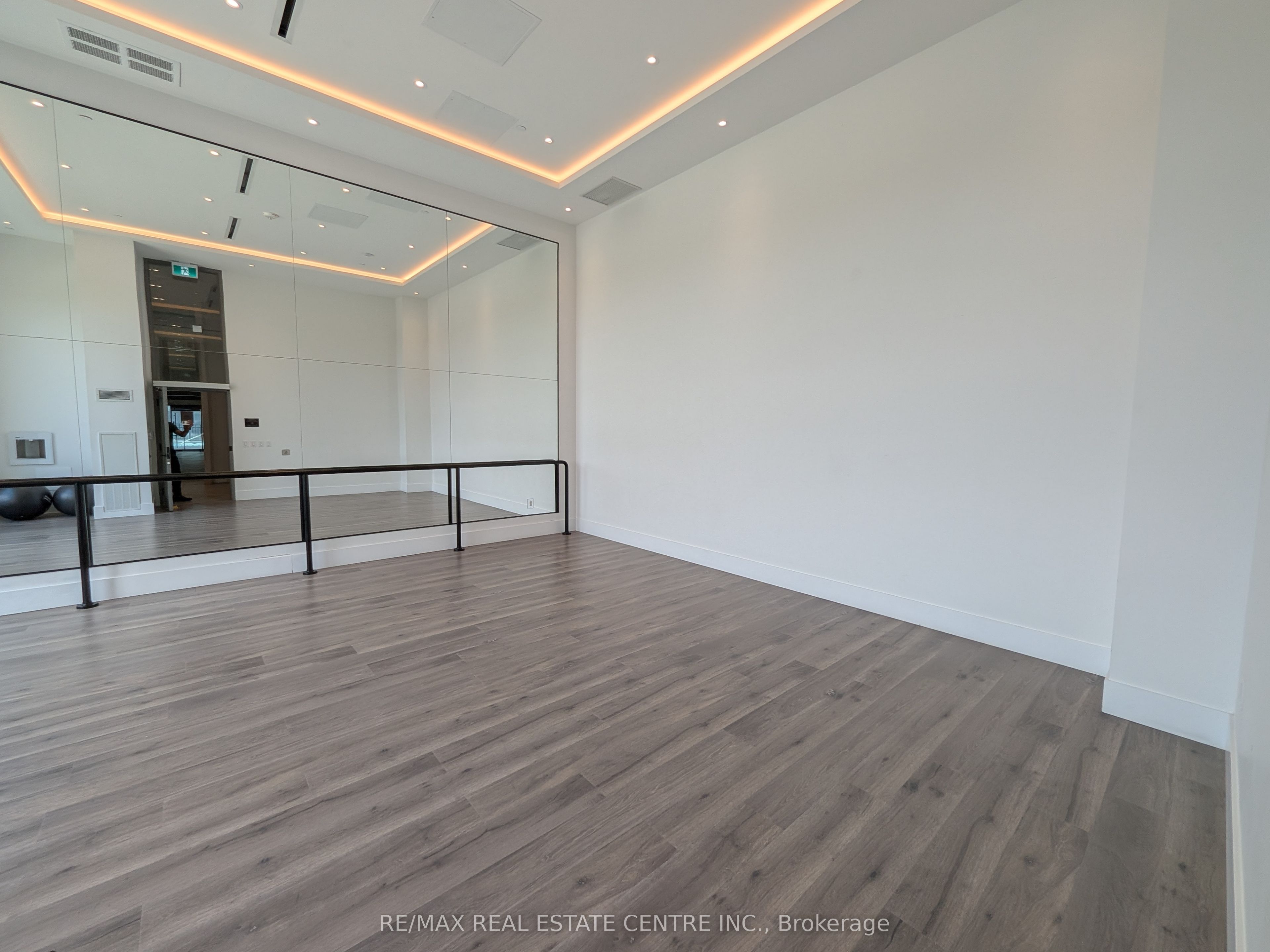 2450 Old Bronte Road 417 Property Photo 19