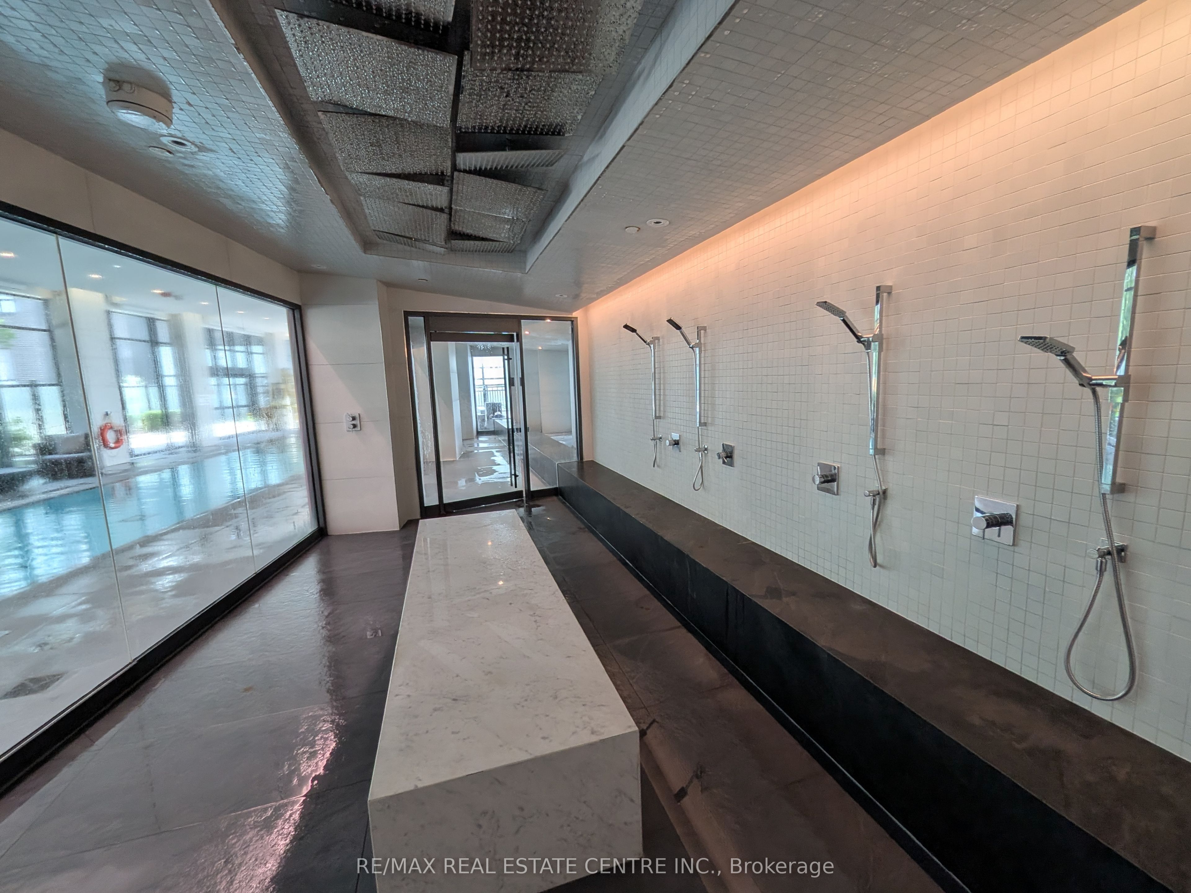 2450 Old Bronte Road 417 Property Photo 21