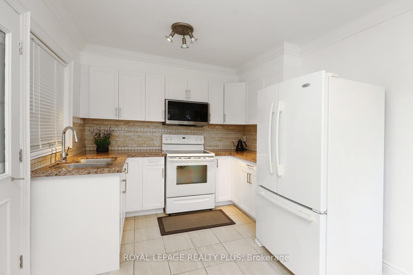 2694 Truscott Drive Property Photo 14