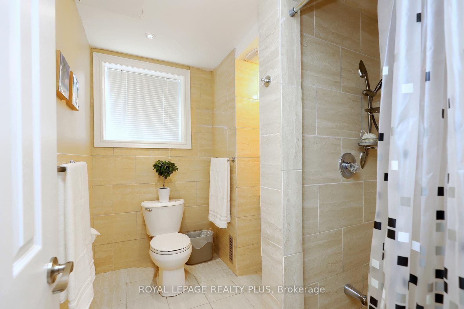 2694 Truscott Drive Property Photo 23