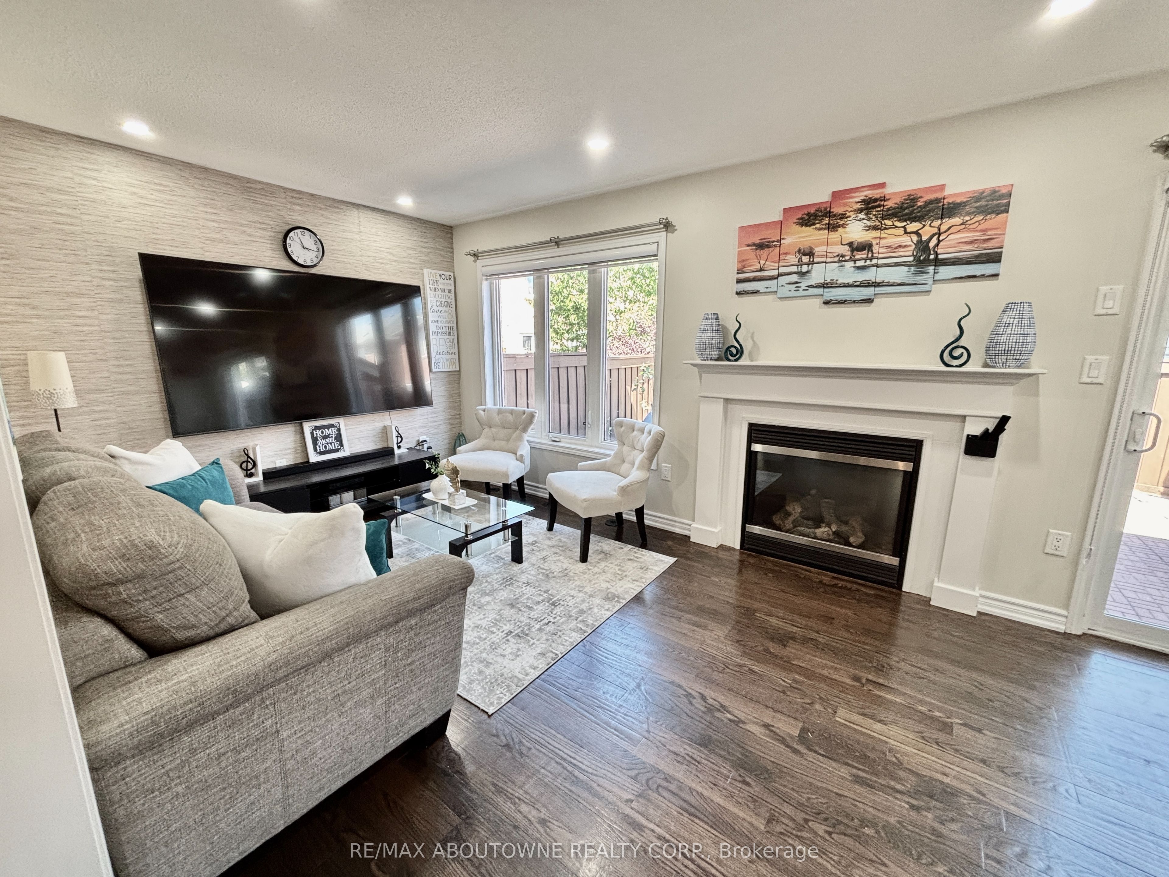 36 Van Fleet Terrace Property Photo 7