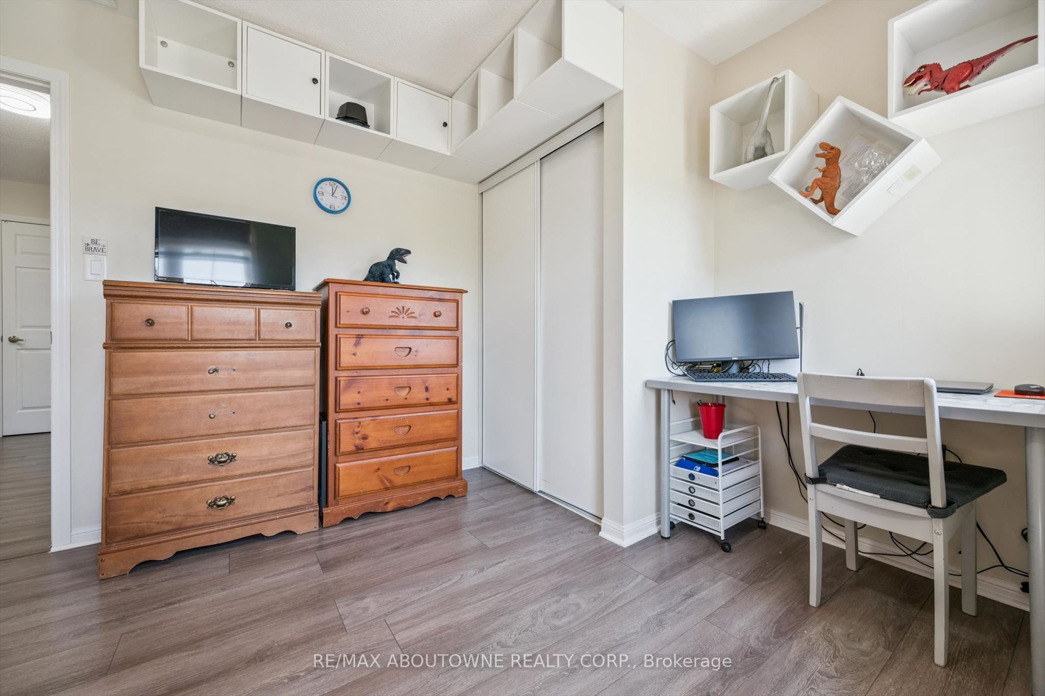 36 Van Fleet Terrace Property Photo 25