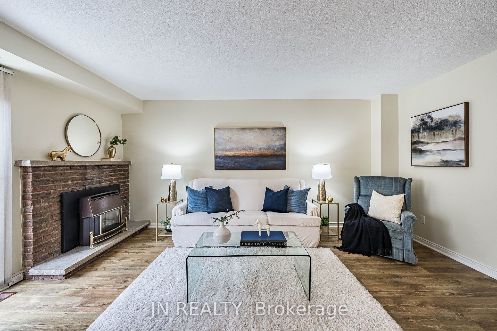 15 Gatwick Lane Property Photo 7