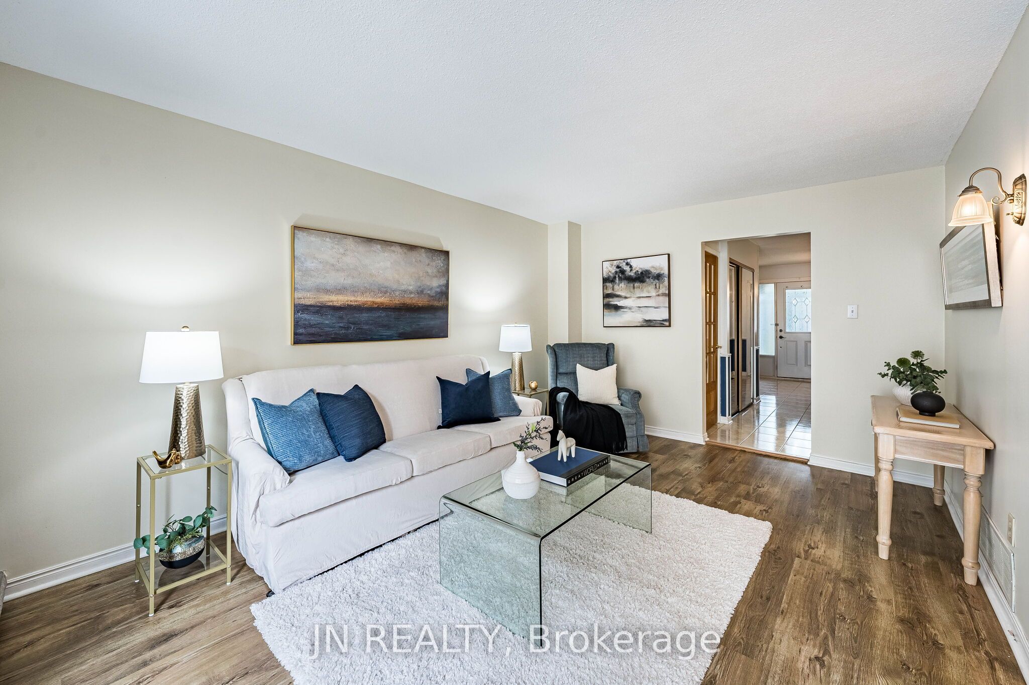 15 Gatwick Lane Property Photo 8