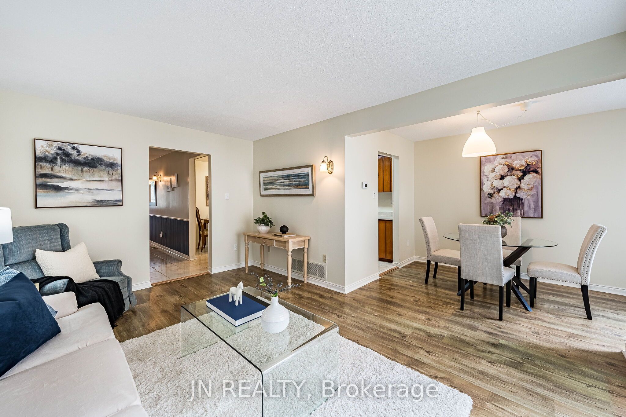 15 Gatwick Lane Property Photo 9