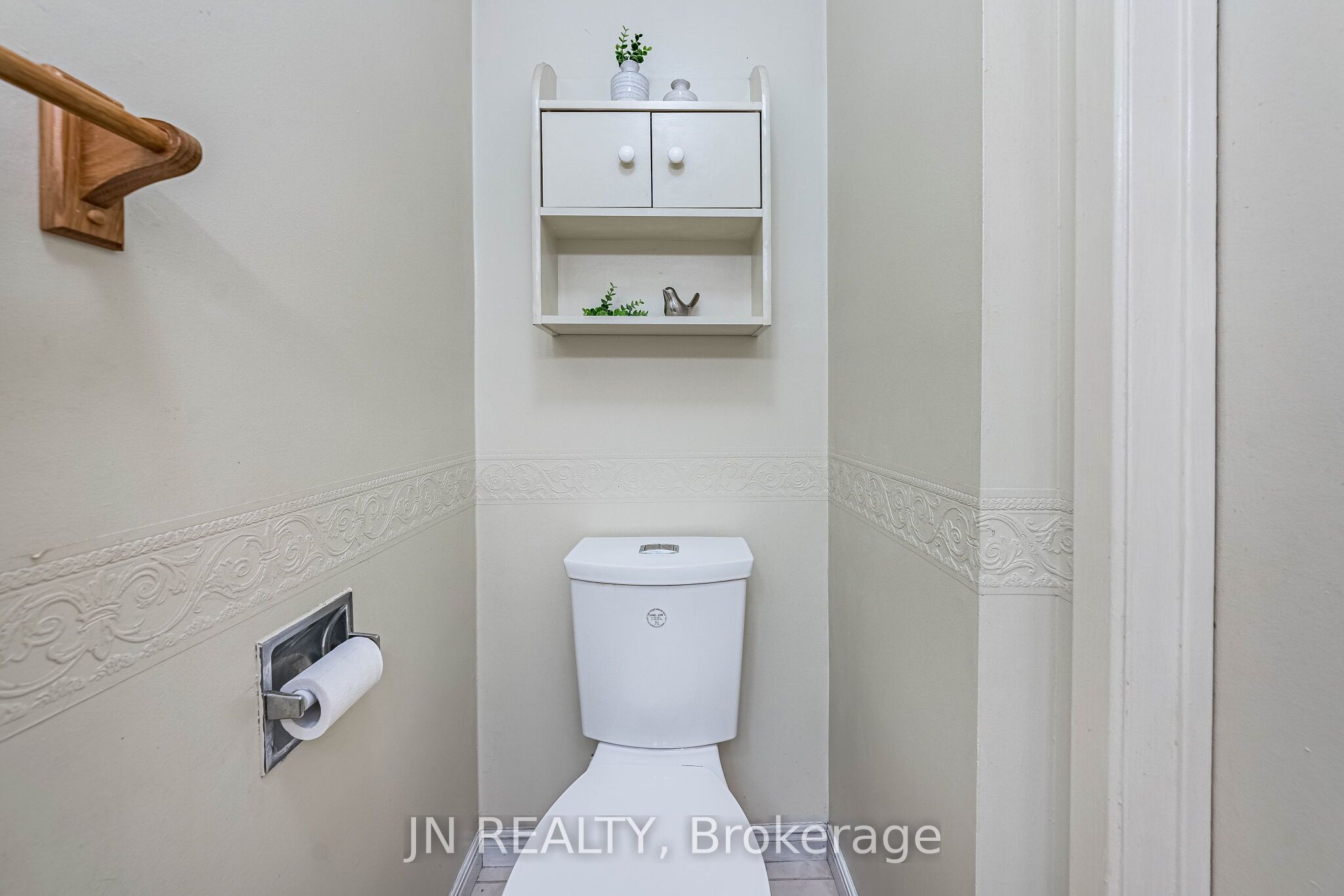15 Gatwick Lane Property Photo 22