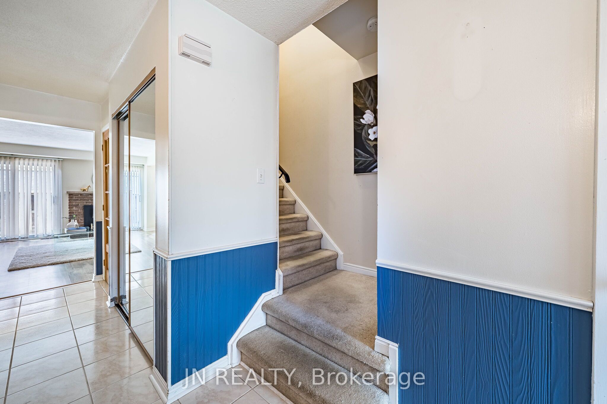 15 Gatwick Lane Property Photo 23