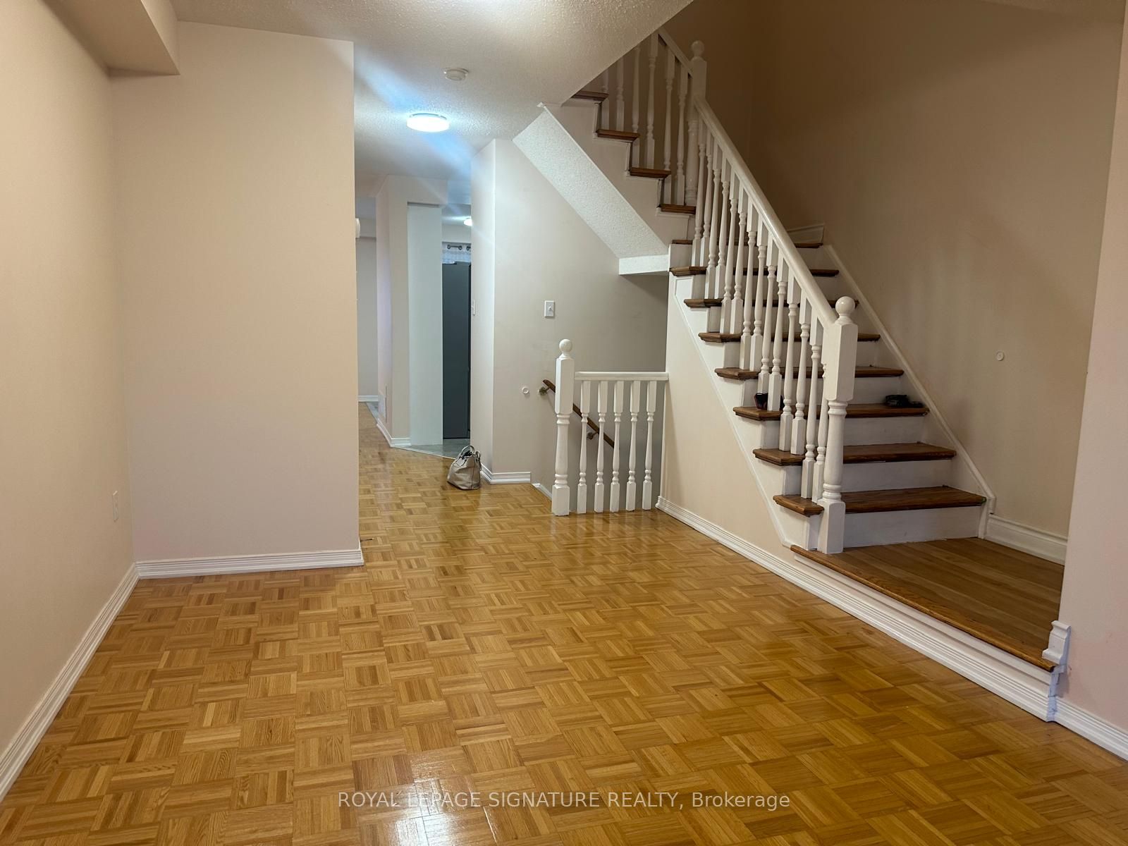 28 Pompano Place Property Photo 5