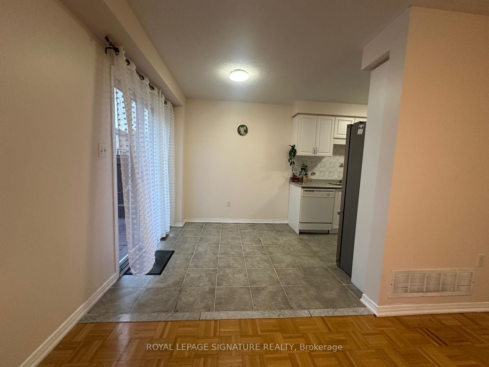 28 Pompano Place Property Photo 7