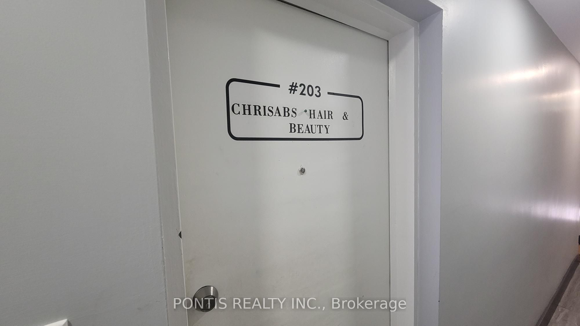 1728 Lakeshore Road W 203 Property Photo 7