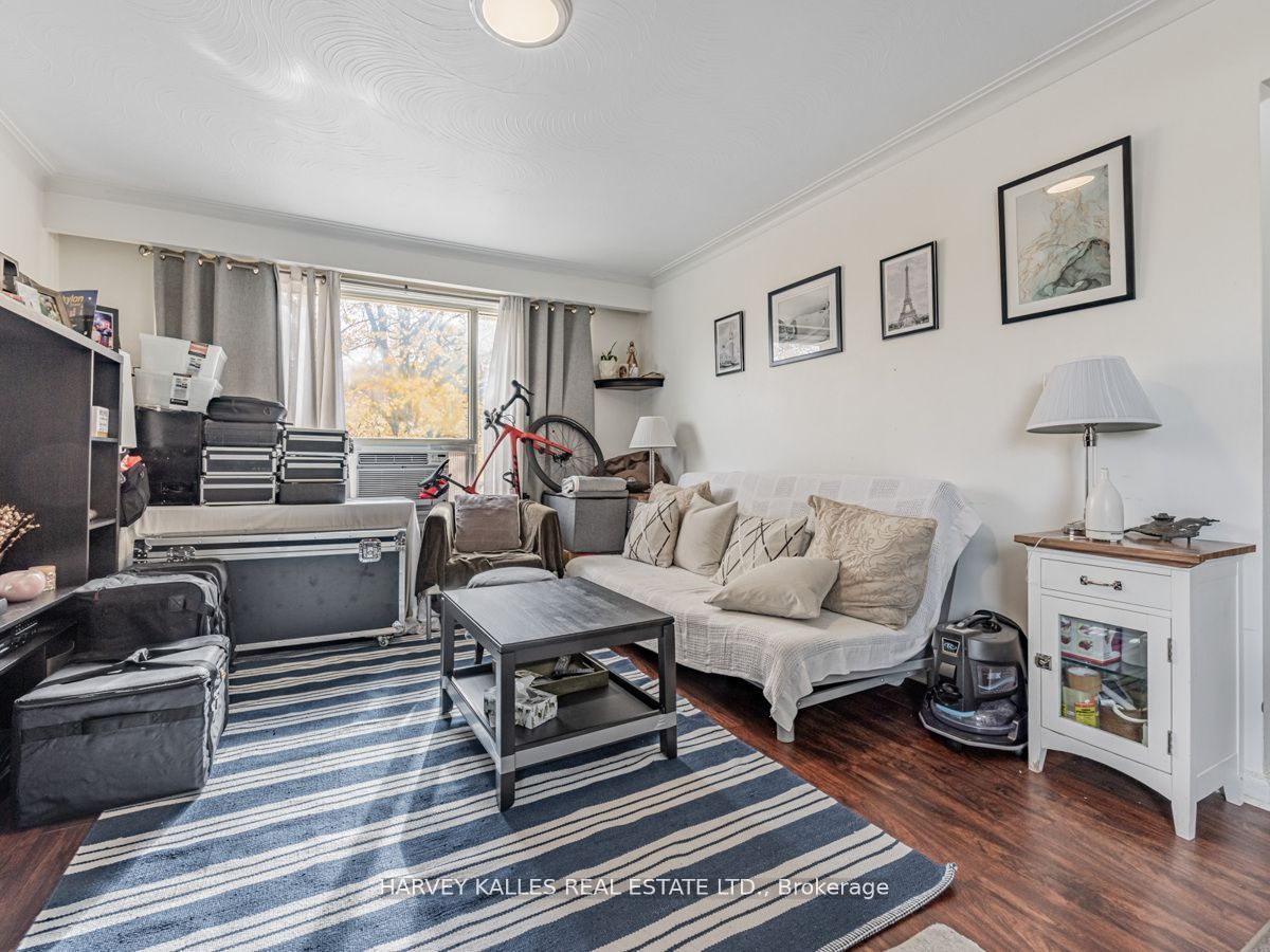 6 Carrington Avenue Property Photo 17