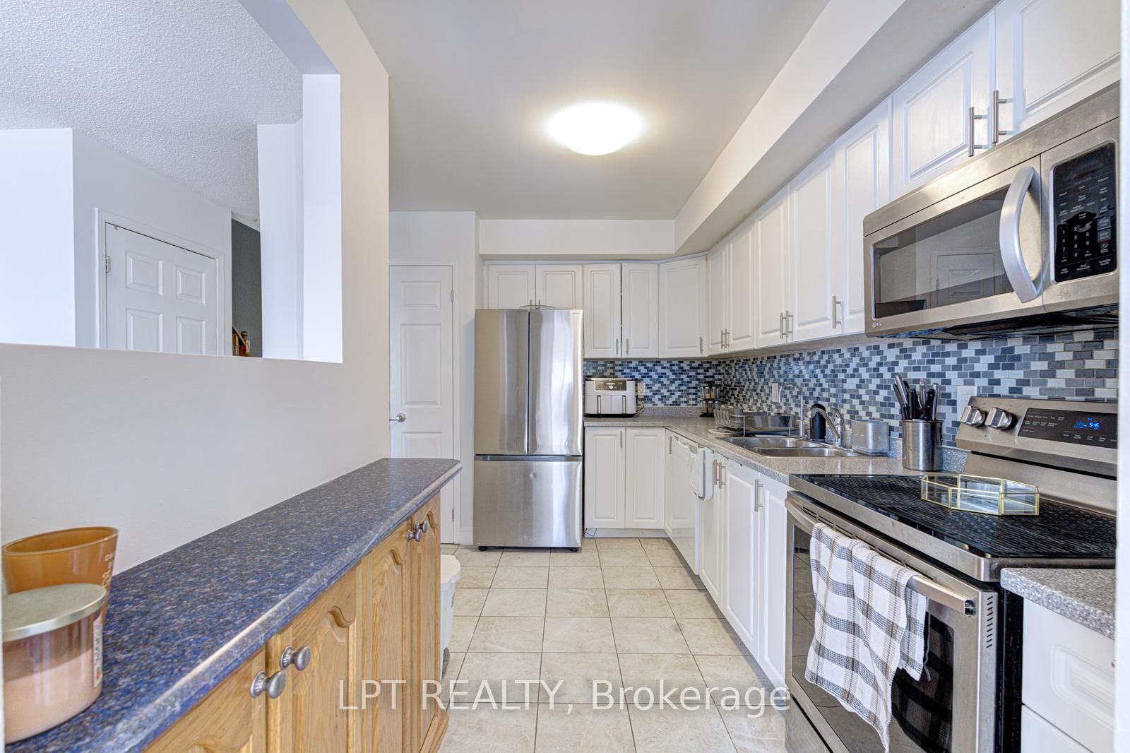 30 Dawson Road Property Photo 9