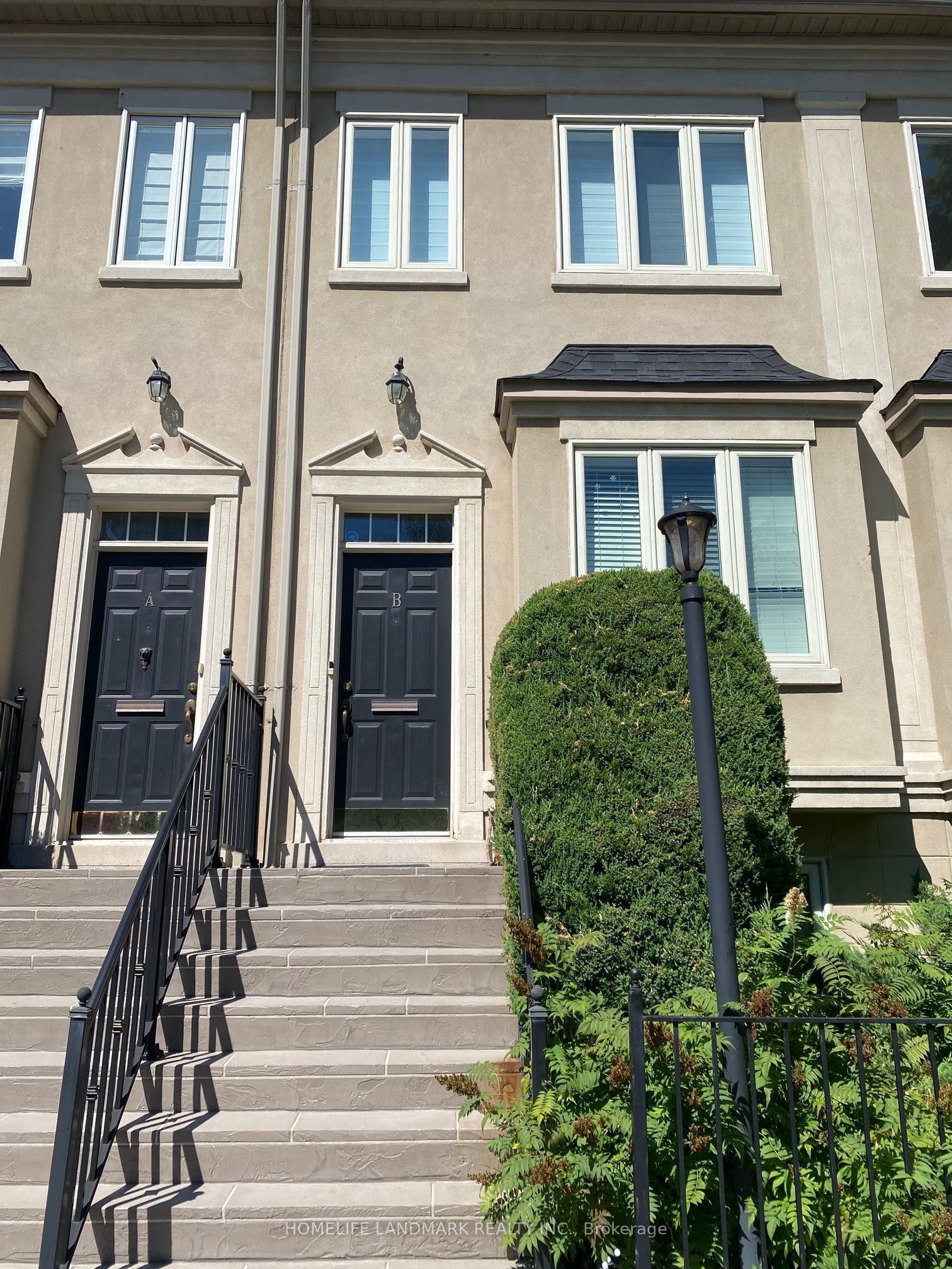 2283 Lake Shore Boulevard W B Property Photo 2