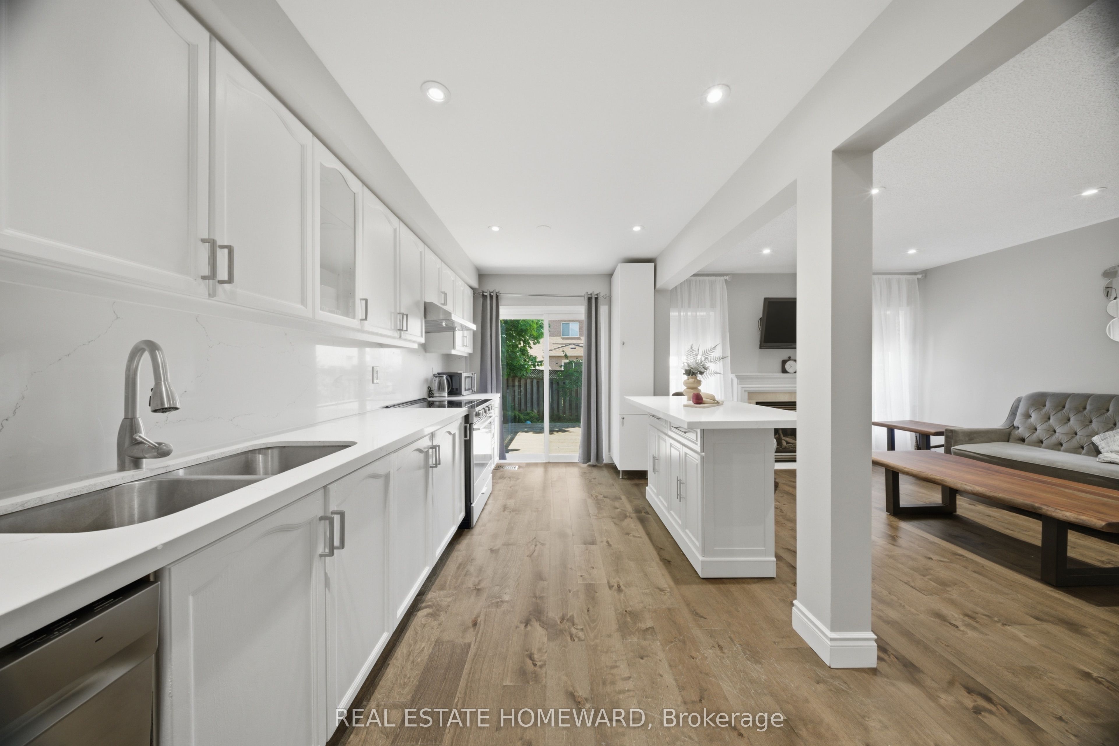 5942 Delle Donne Drive Property Photo 10