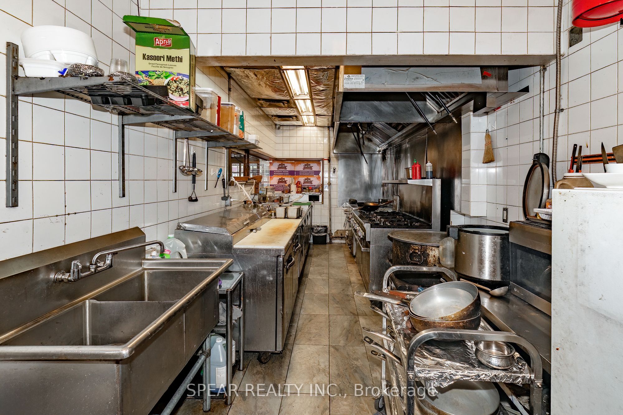 263 Lakeshore Road E Property Photo 5