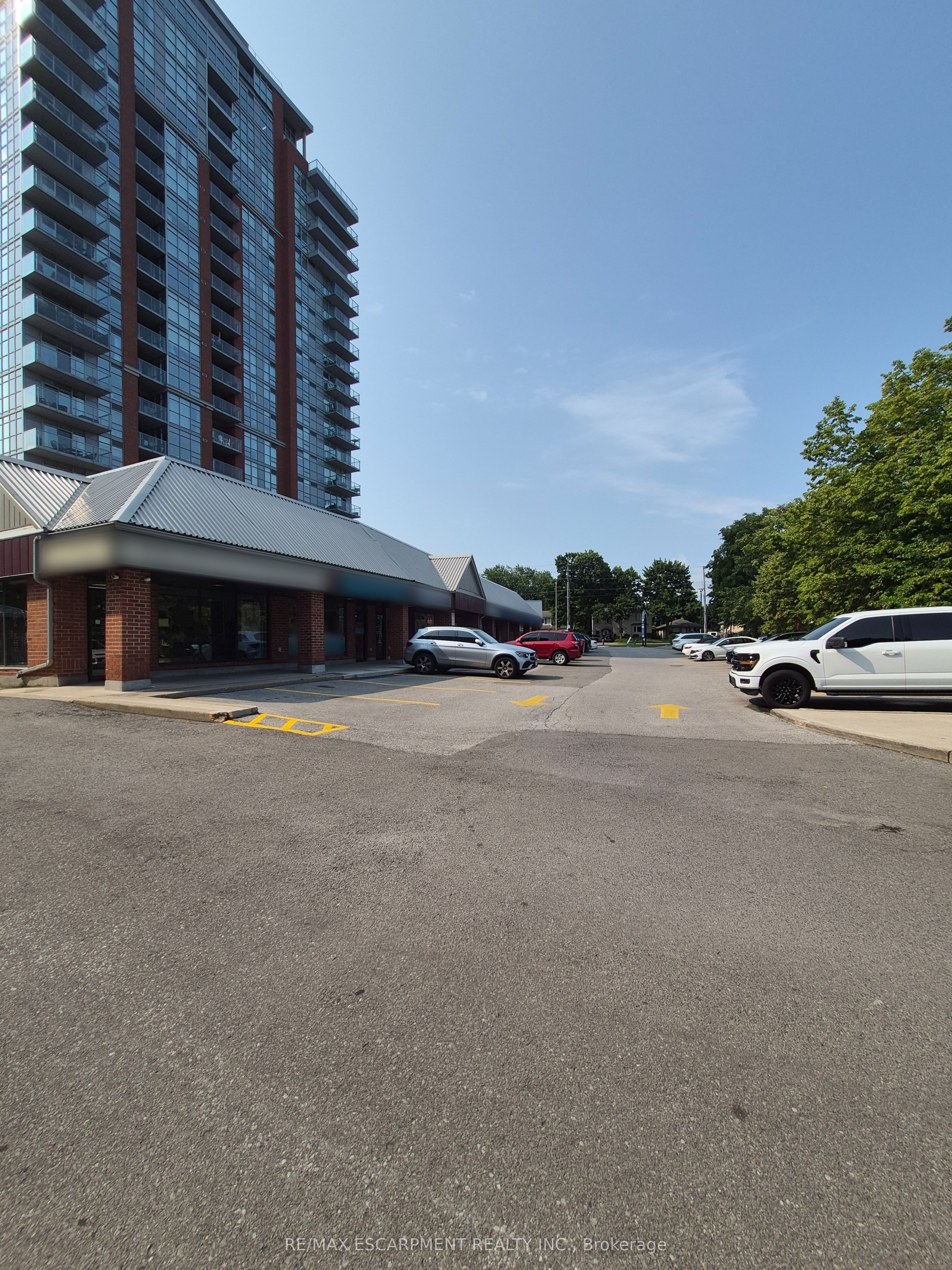 573 Maple Avenue 2 Property Photo 21